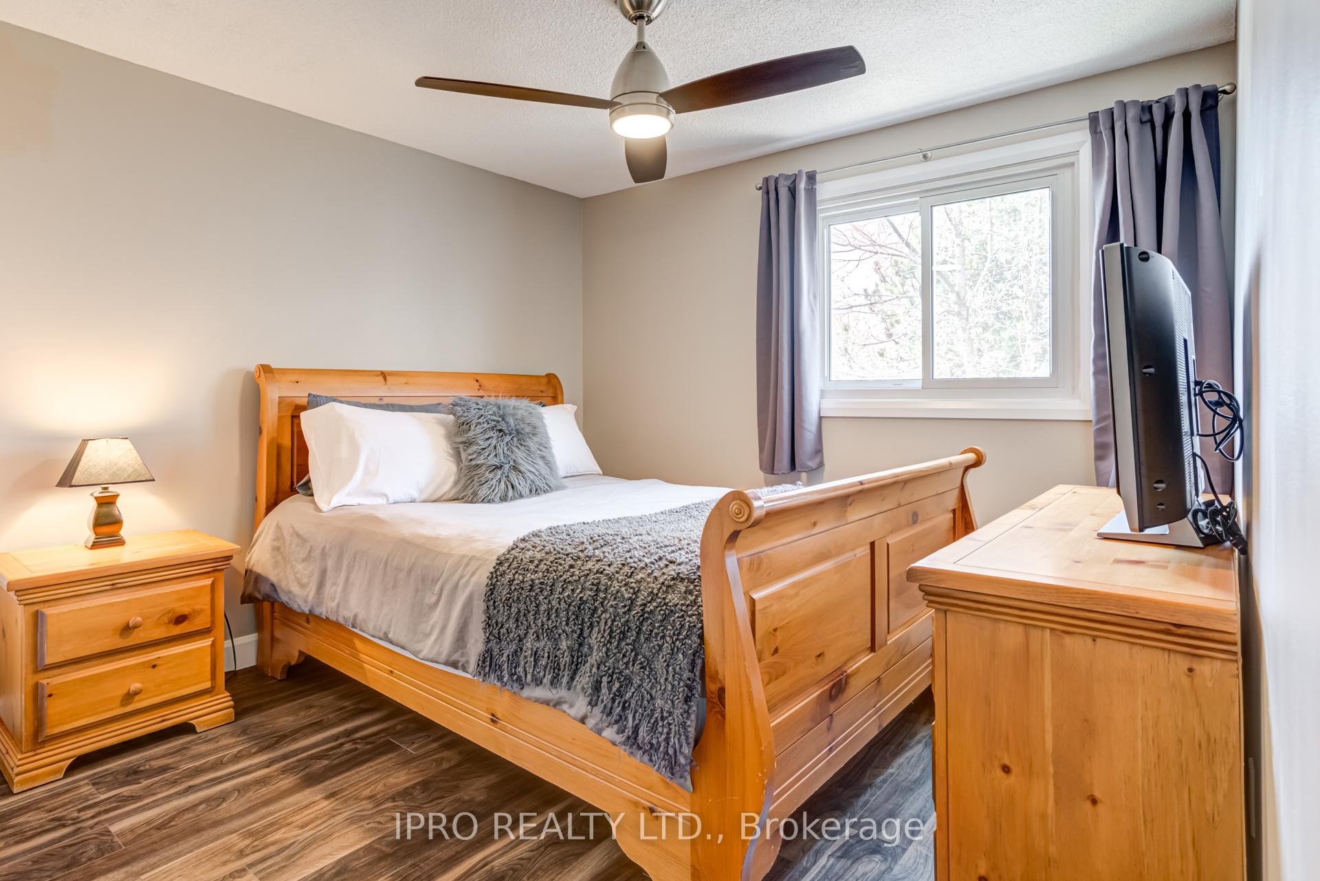 Photo 22 of 94 Rushmore Crescent, Brampton, Heart Lake East — HOMEH