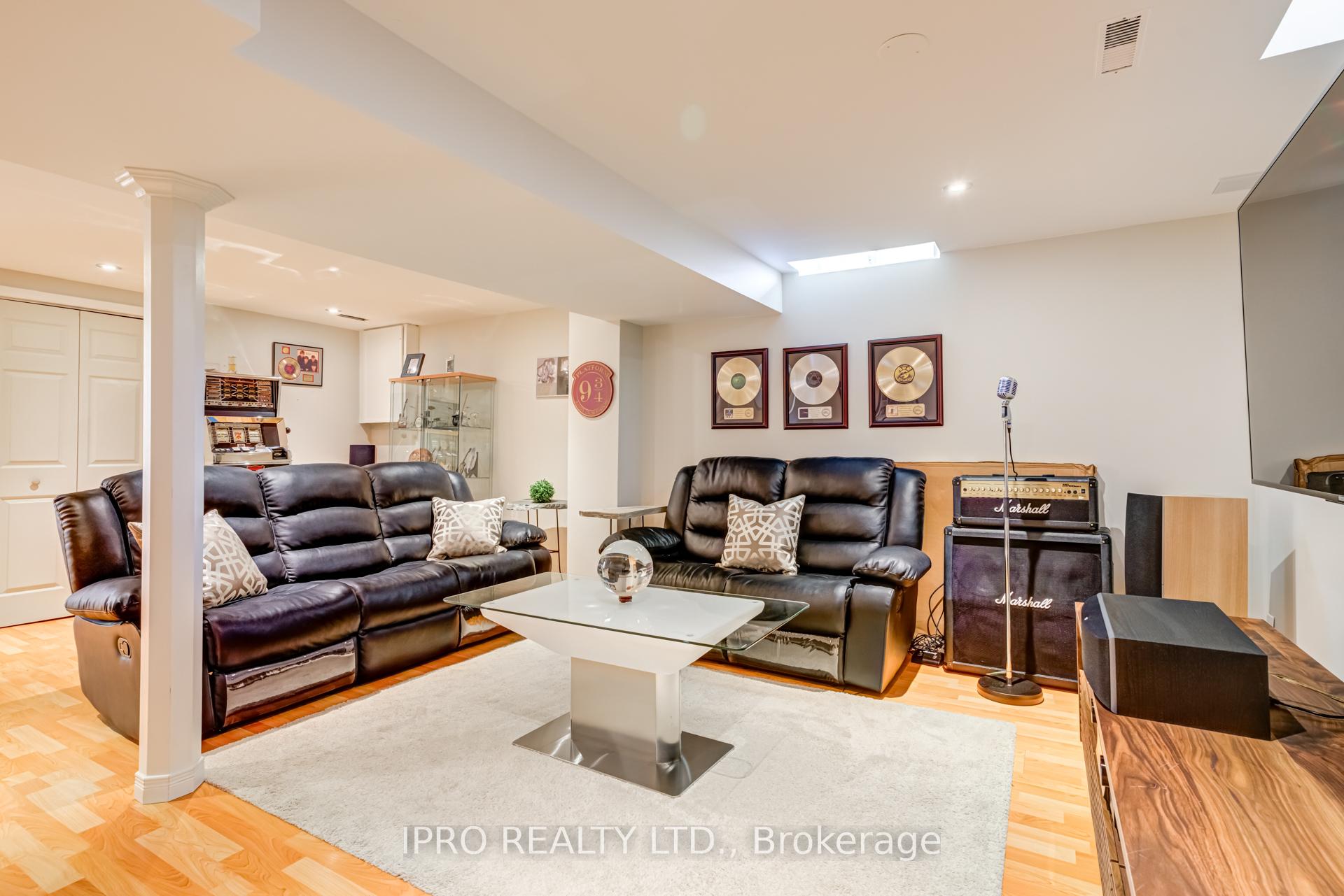 Photo 30 of 94 Rushmore Crescent, Brampton, Heart Lake East — HOMEH
