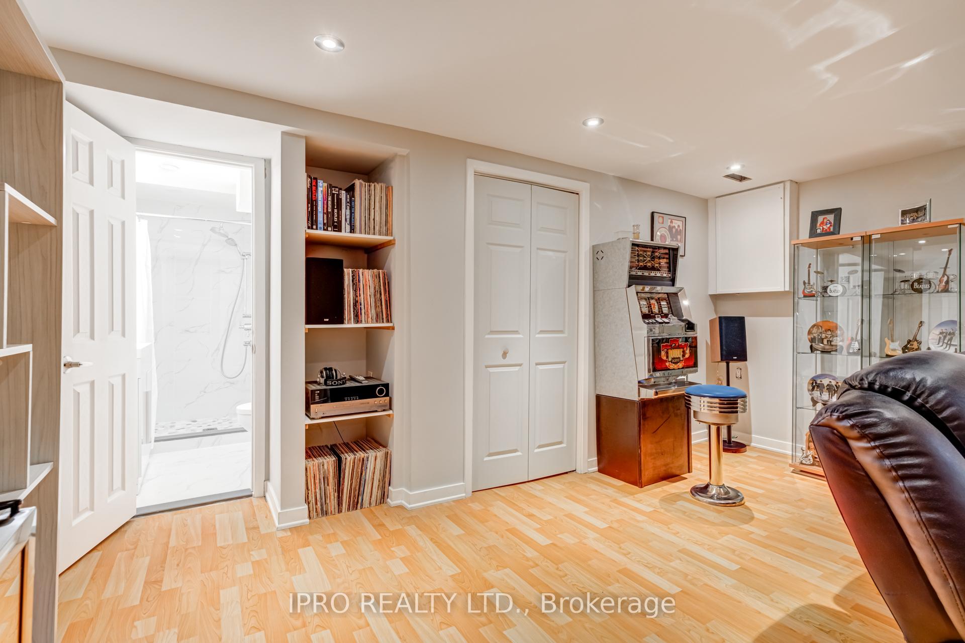 Photo 33 of 94 Rushmore Crescent, Brampton, Heart Lake East — HOMEH