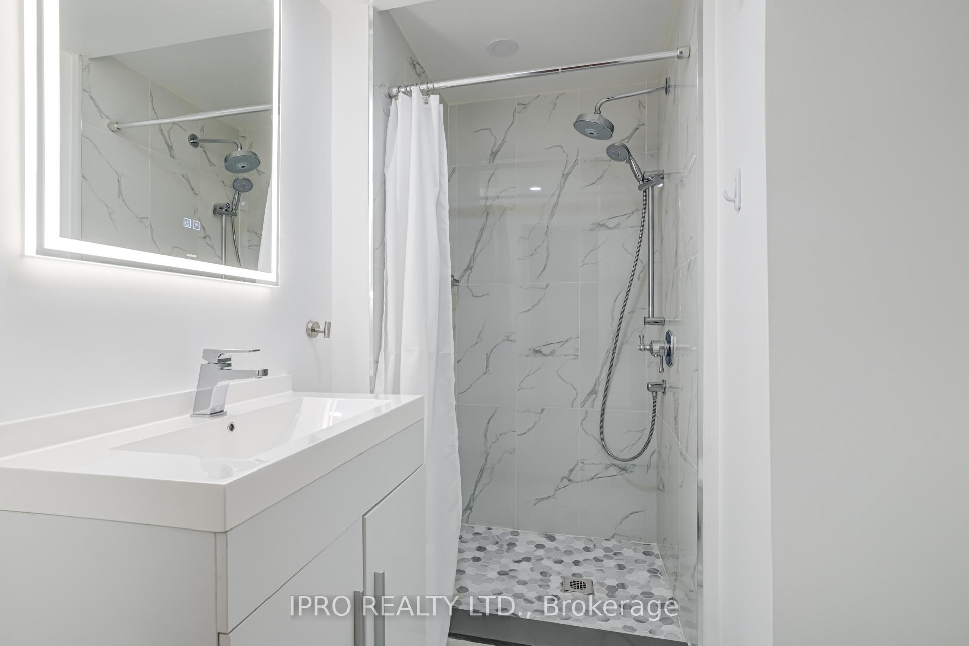 Photo 34 of 94 Rushmore Crescent, Brampton, Heart Lake East — HOMEH