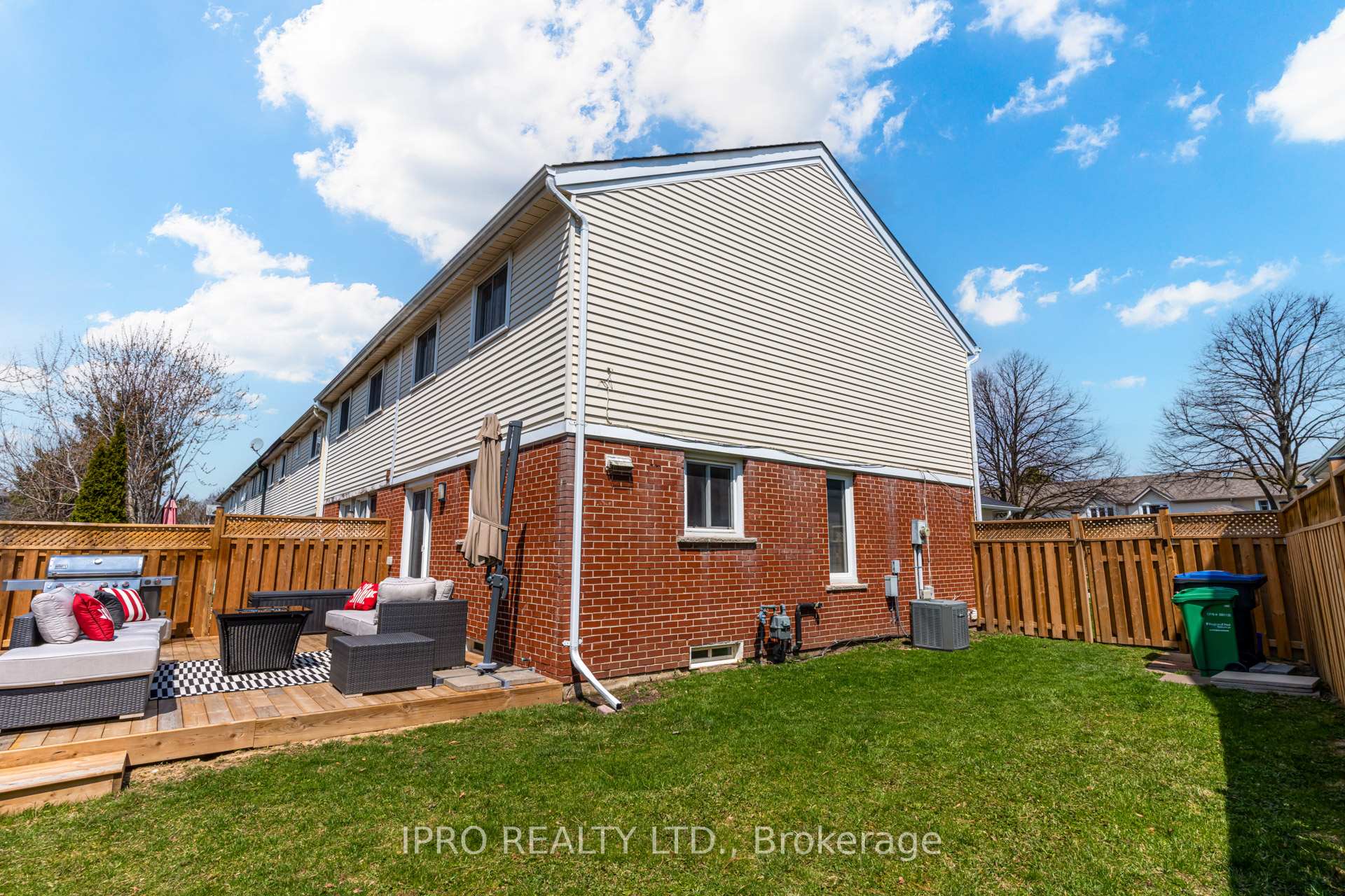 Photo 43 of 94 Rushmore Crescent, Brampton, Heart Lake East — HOMEH