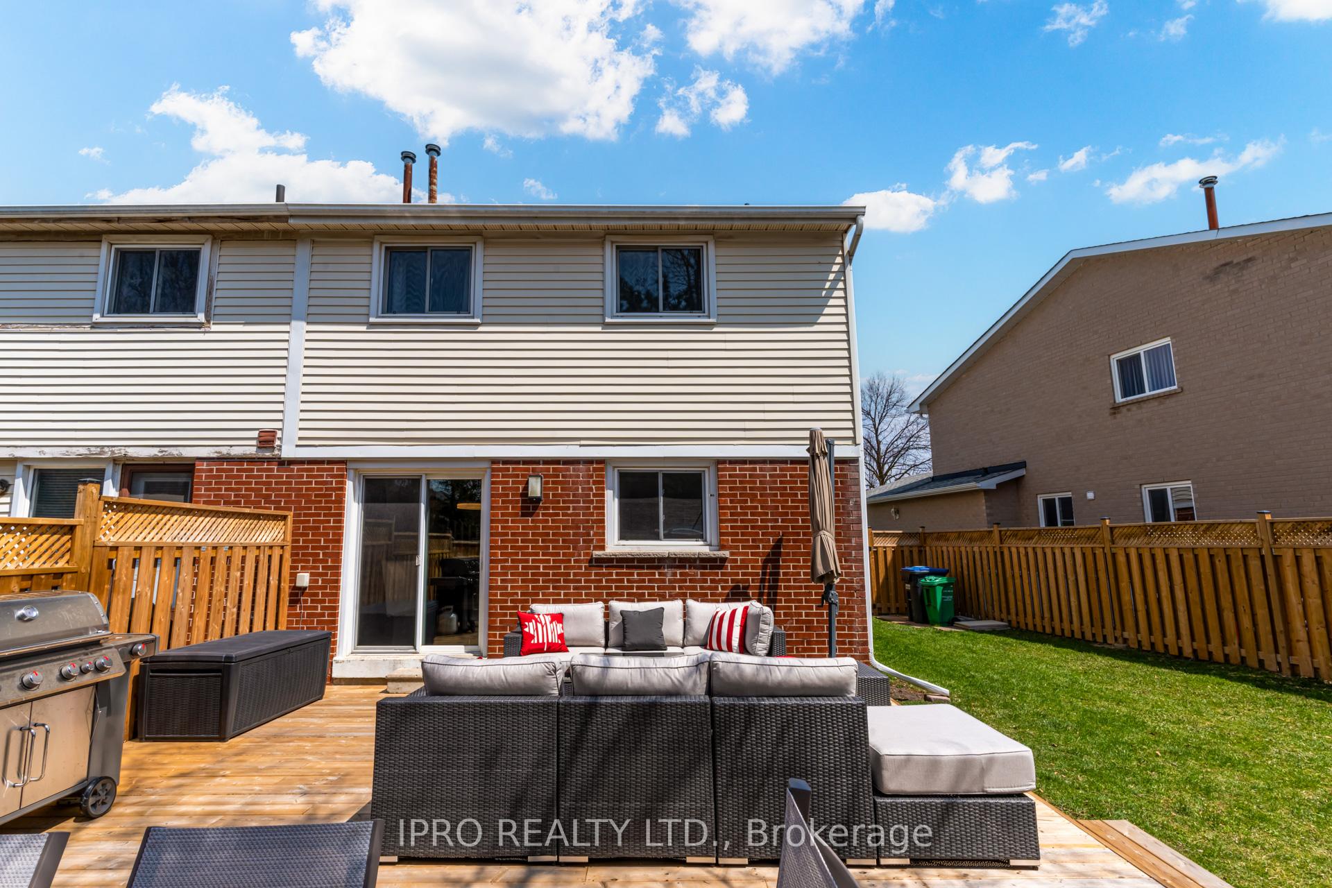 Photo 44 of 94 Rushmore Crescent, Brampton, Heart Lake East — HOMEH