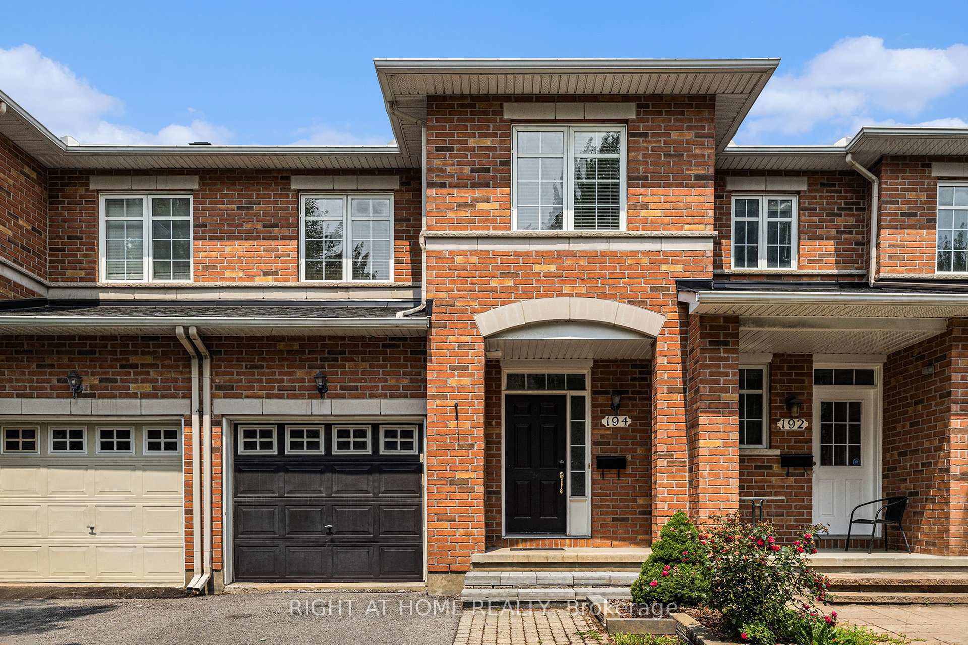 Photo 1 of 194 Deercroft Avenue, Ottawa, Barrhaven - Longfields — HOMEH