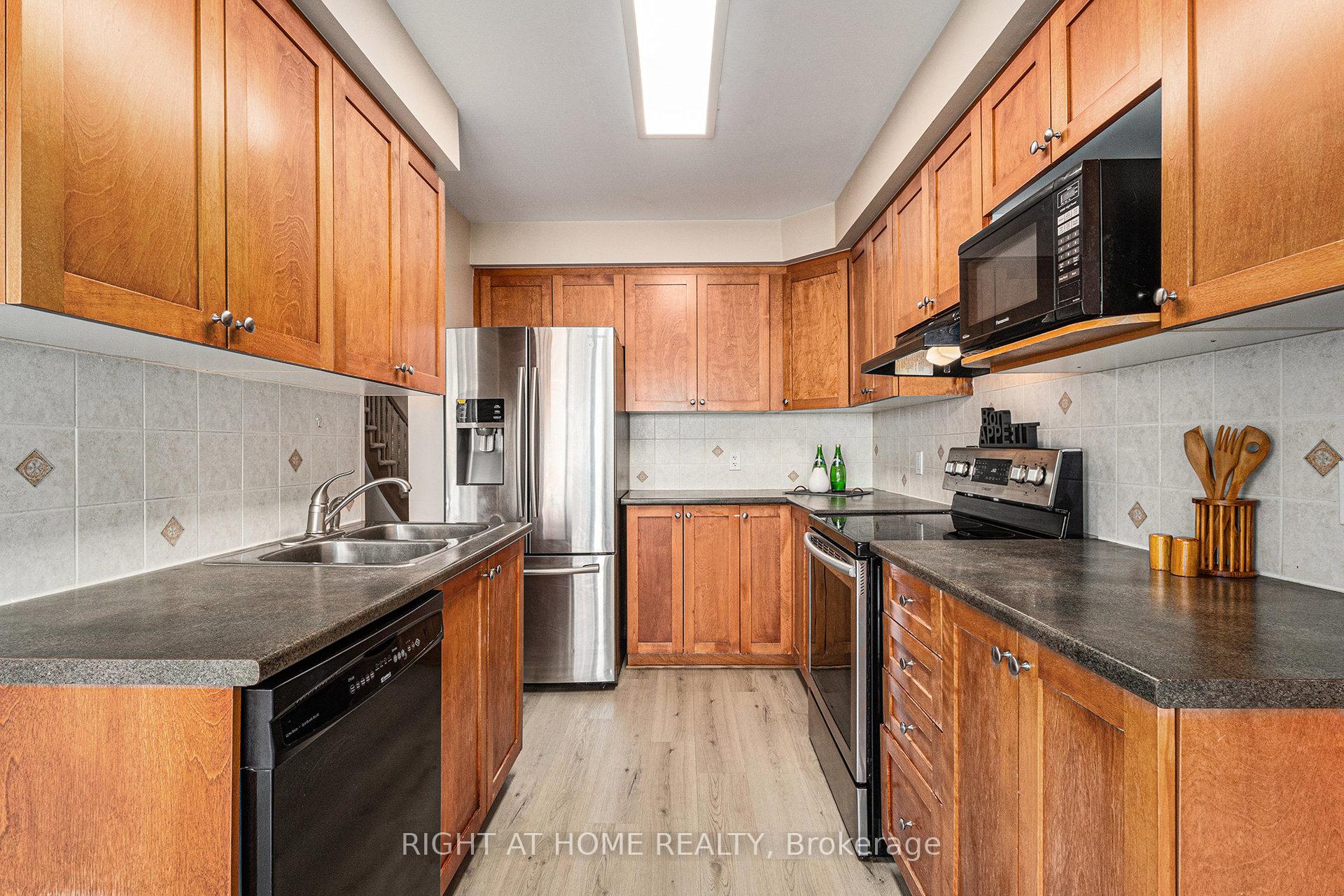 Photo 6 of 194 Deercroft Avenue, Ottawa, Barrhaven - Longfields — HOMEH