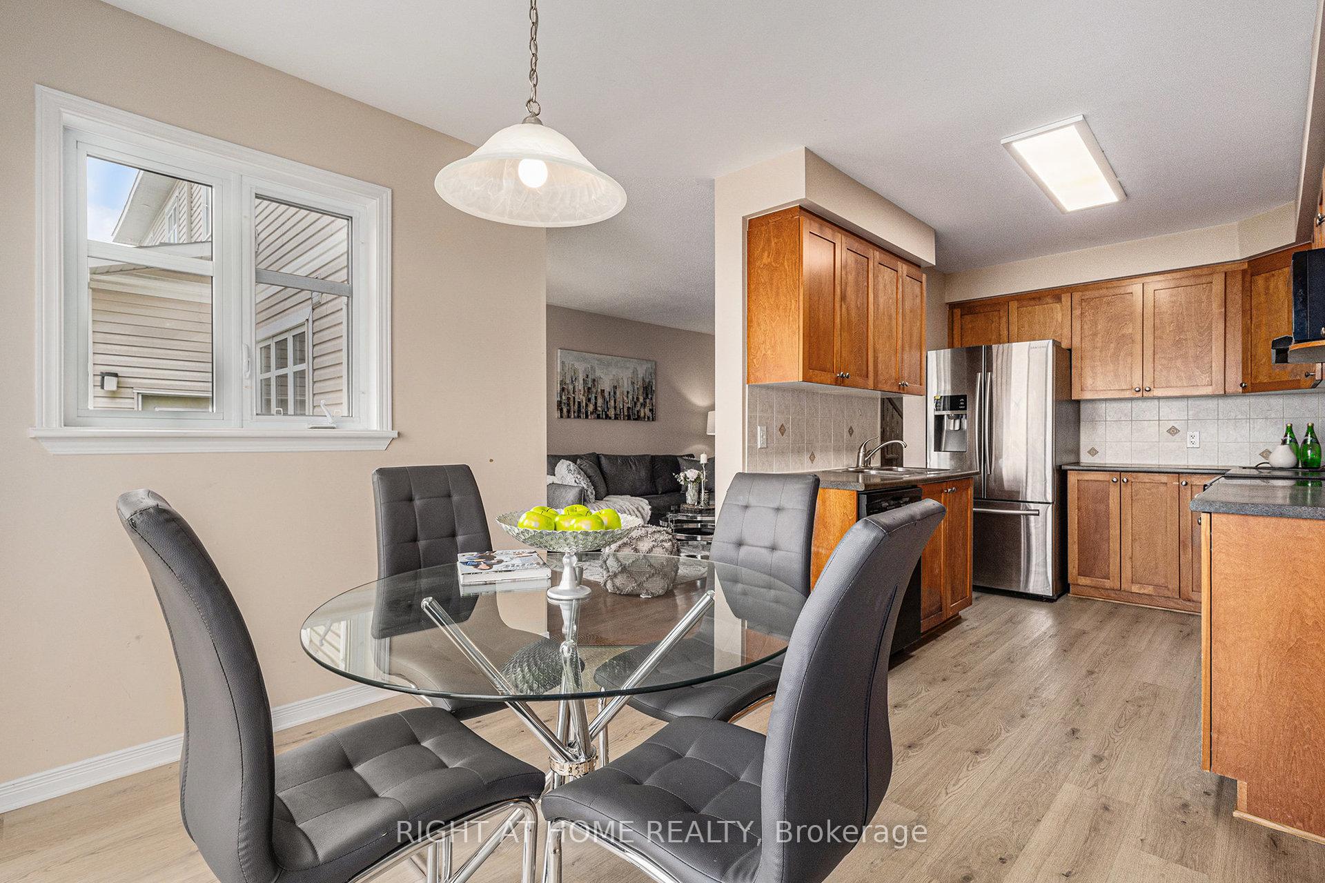Photo 7 of 194 Deercroft Avenue, Ottawa, Barrhaven - Longfields — HOMEH