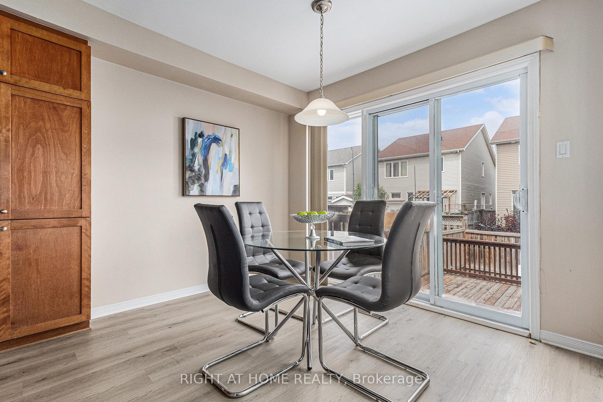 Photo 8 of 194 Deercroft Avenue, Ottawa, Barrhaven - Longfields — HOMEH