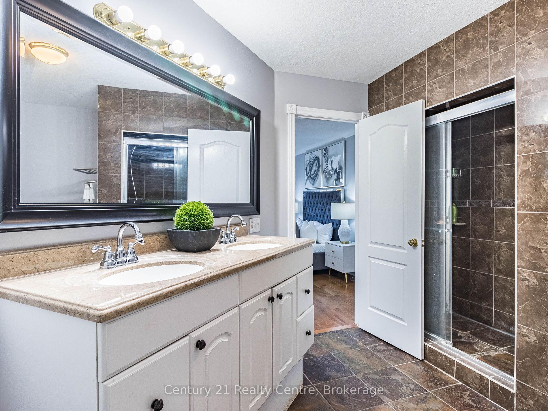 Photo 38 of 891 Hwy 8, Hamilton, Rural Flamborough — HOMEH