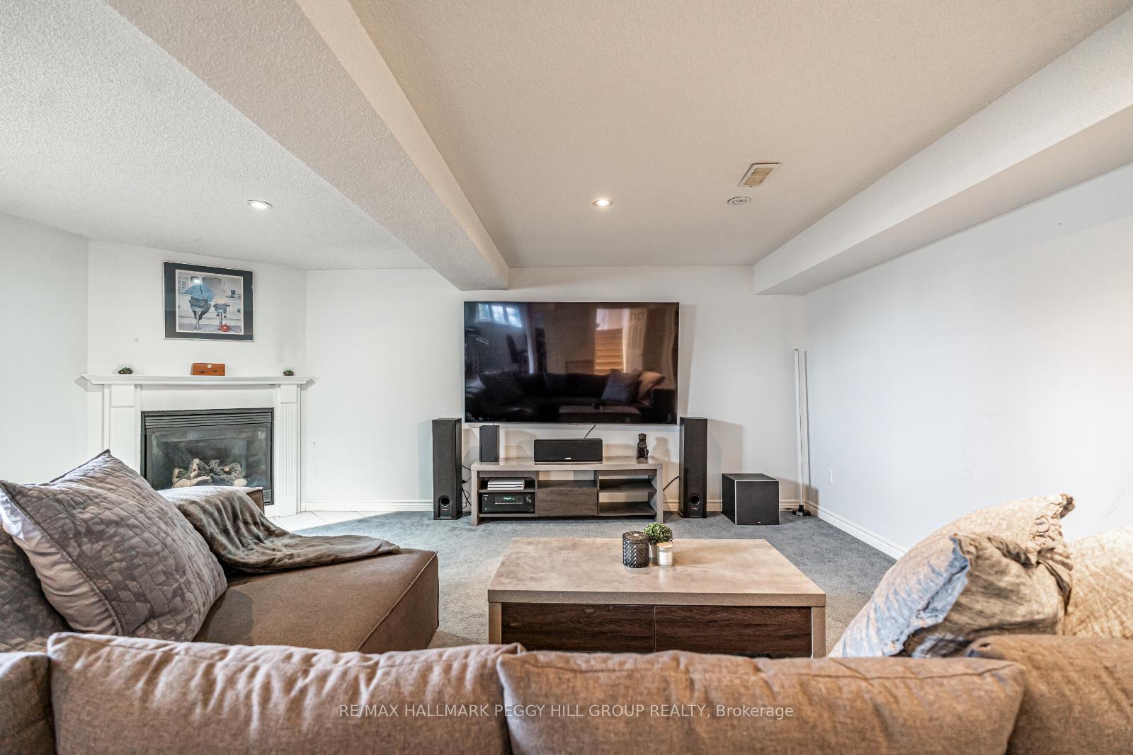 Photo 13 of 20 Jagges Drive, Barrie, Edgehill Drive — HOMEH