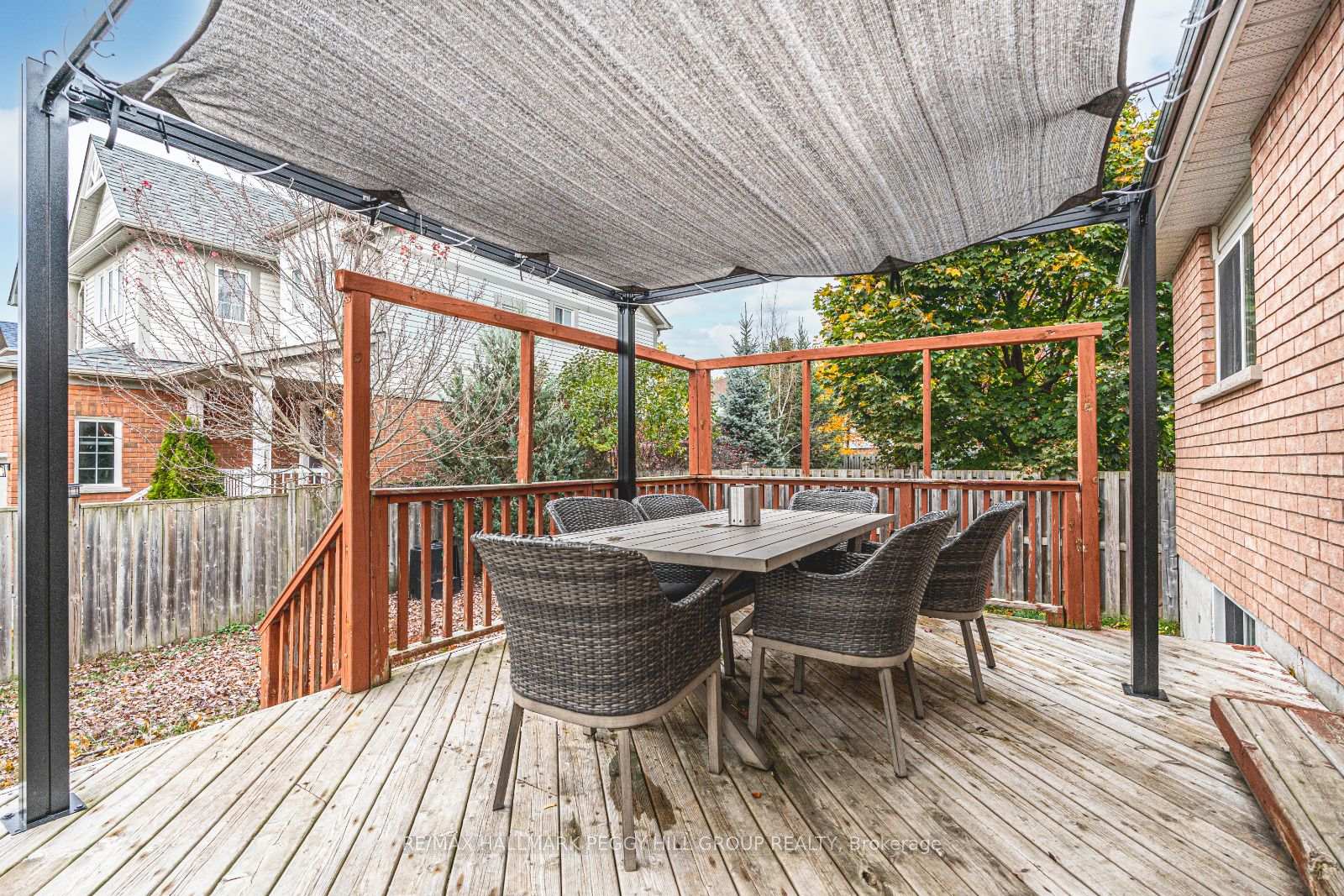 Photo 17 of 20 Jagges Drive, Barrie, Edgehill Drive — HOMEH