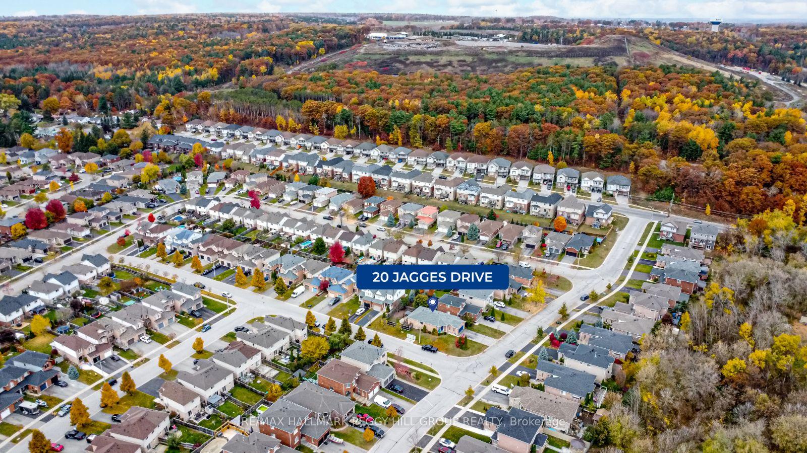 Photo 22 of 20 Jagges Drive, Barrie, Edgehill Drive — HOMEH