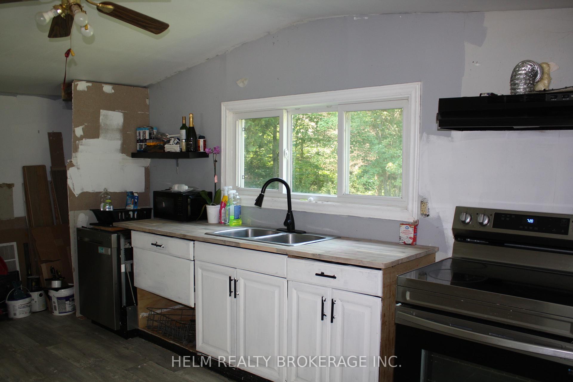 Photo 4 of 405 McNutt Road, Bonfield — HOMEH