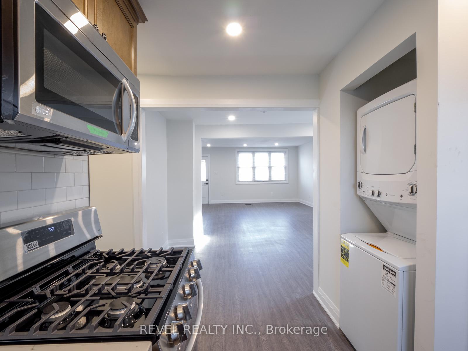 Photo 9 of 283 Parkdale Avenue N, Hamilton, Normanhurst — HOMEH