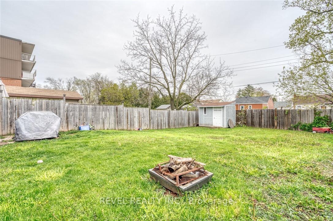 Photo 32 of 283 Parkdale Avenue N, Hamilton, Normanhurst — HOMEH