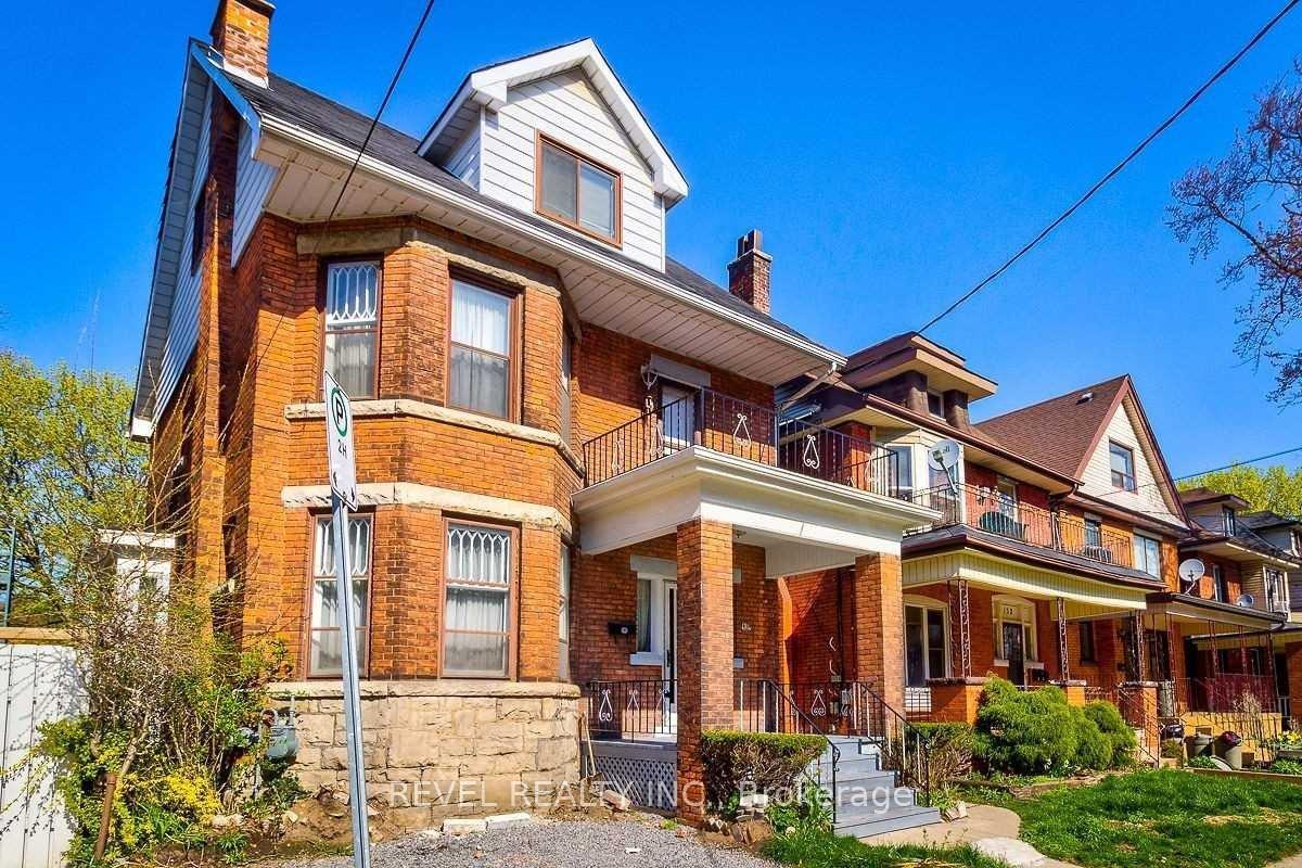 Photo 3 of 134 Ontario Avenue, Hamilton, Stinson — HOMEH