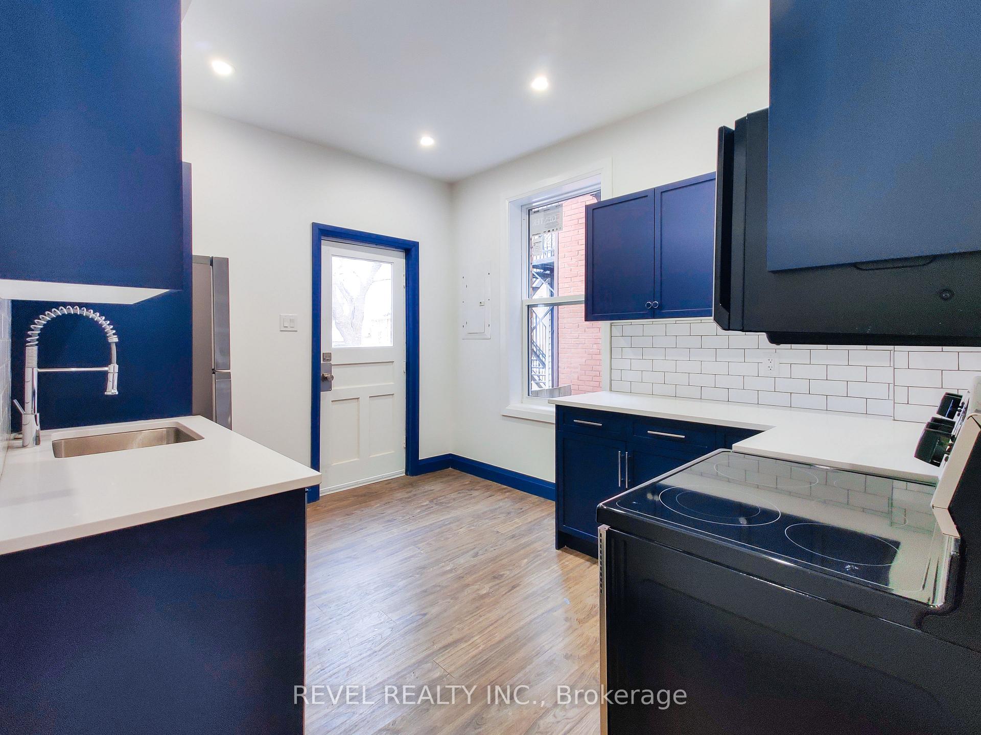 Photo 6 of 134 Ontario Avenue, Hamilton, Stinson — HOMEH