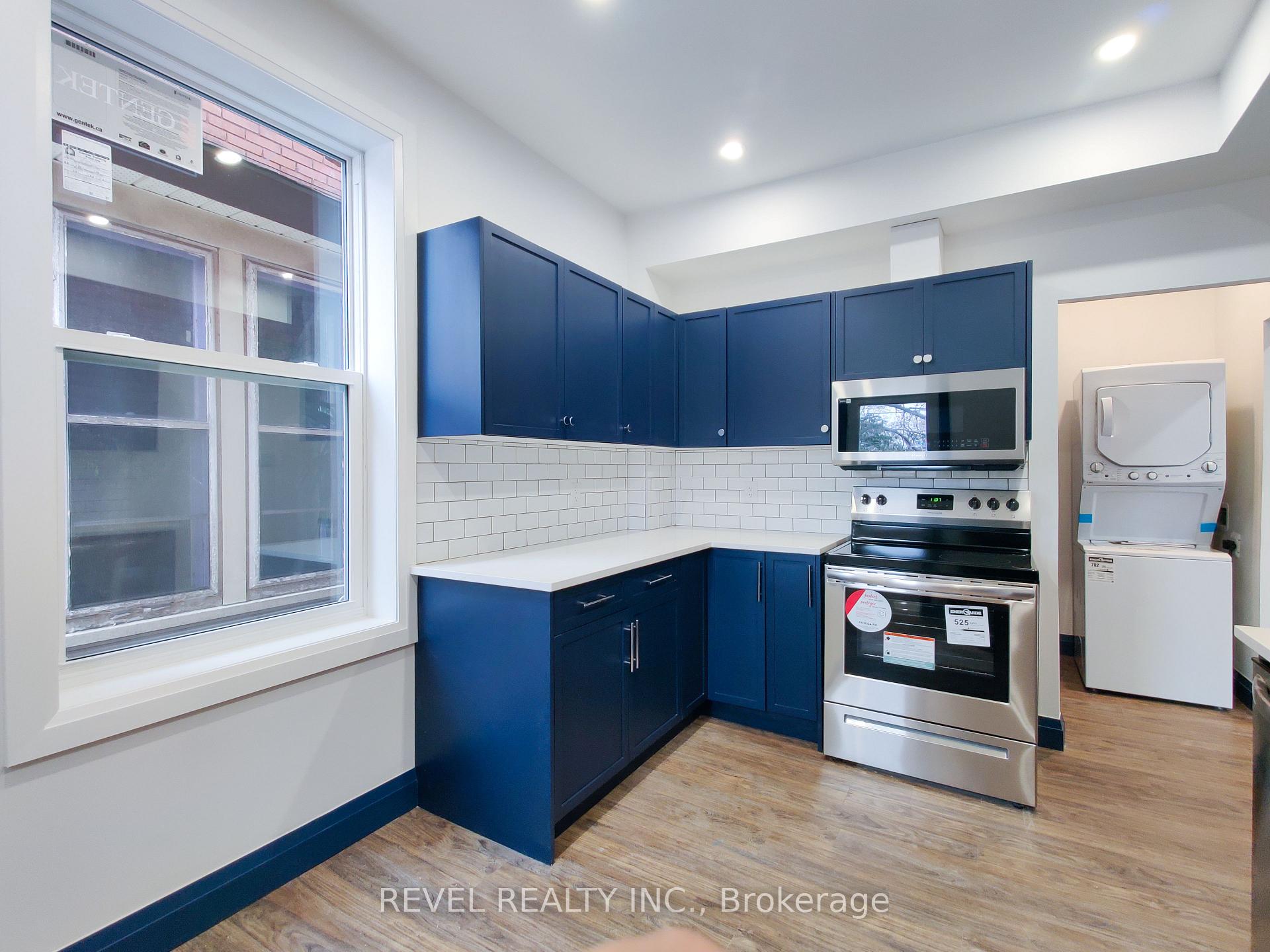 Photo 7 of 134 Ontario Avenue, Hamilton, Stinson — HOMEH