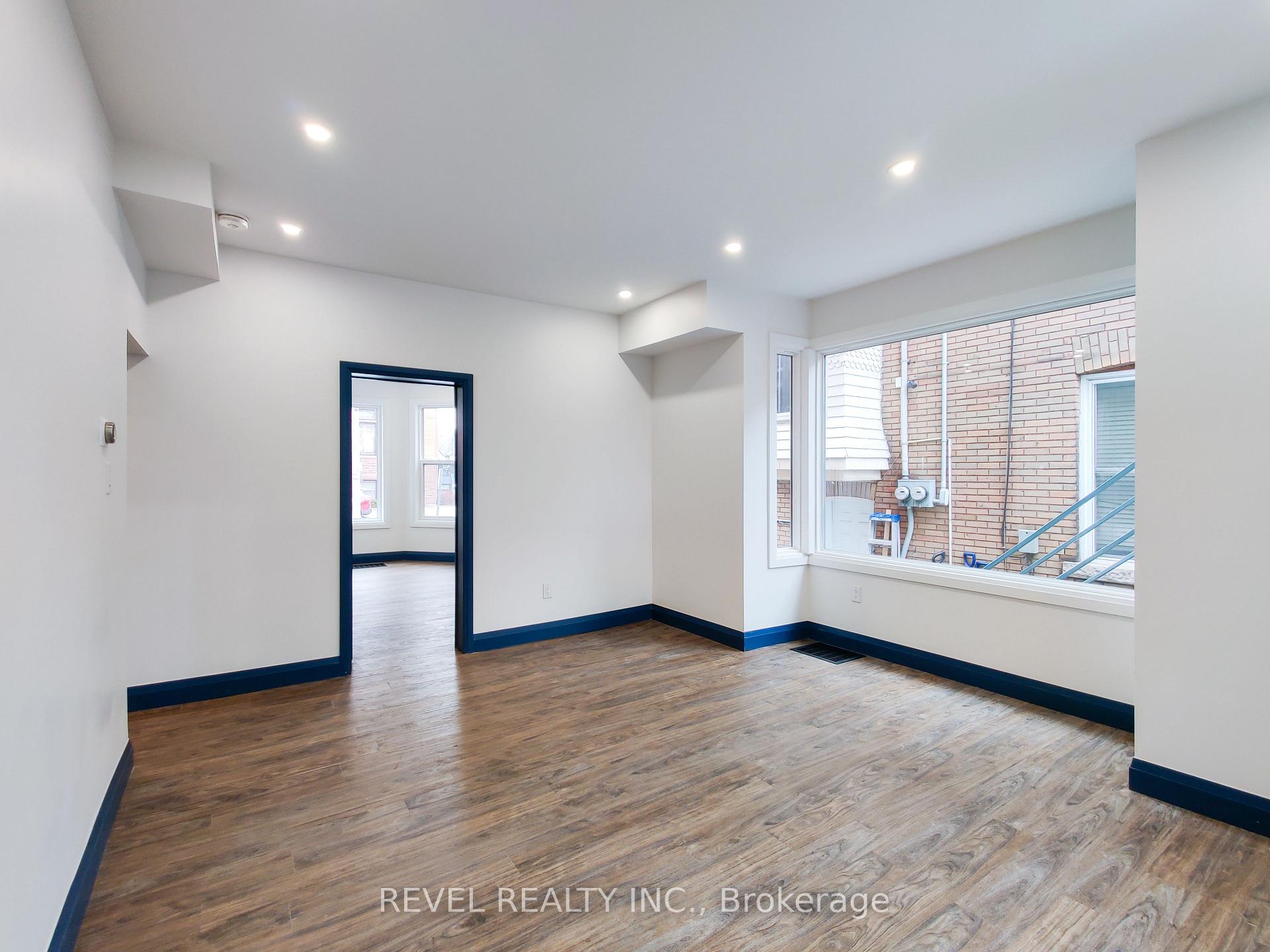 Photo 9 of 134 Ontario Avenue, Hamilton, Stinson — HOMEH