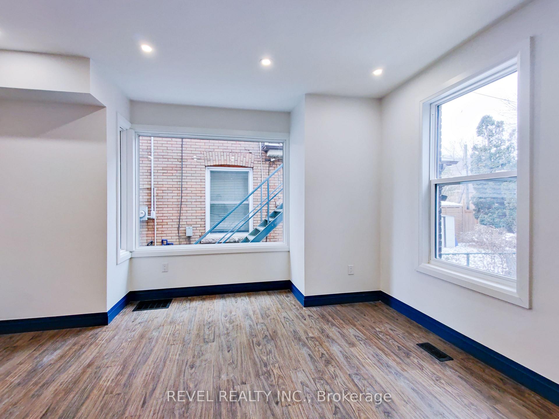 Photo 11 of 134 Ontario Avenue, Hamilton, Stinson — HOMEH