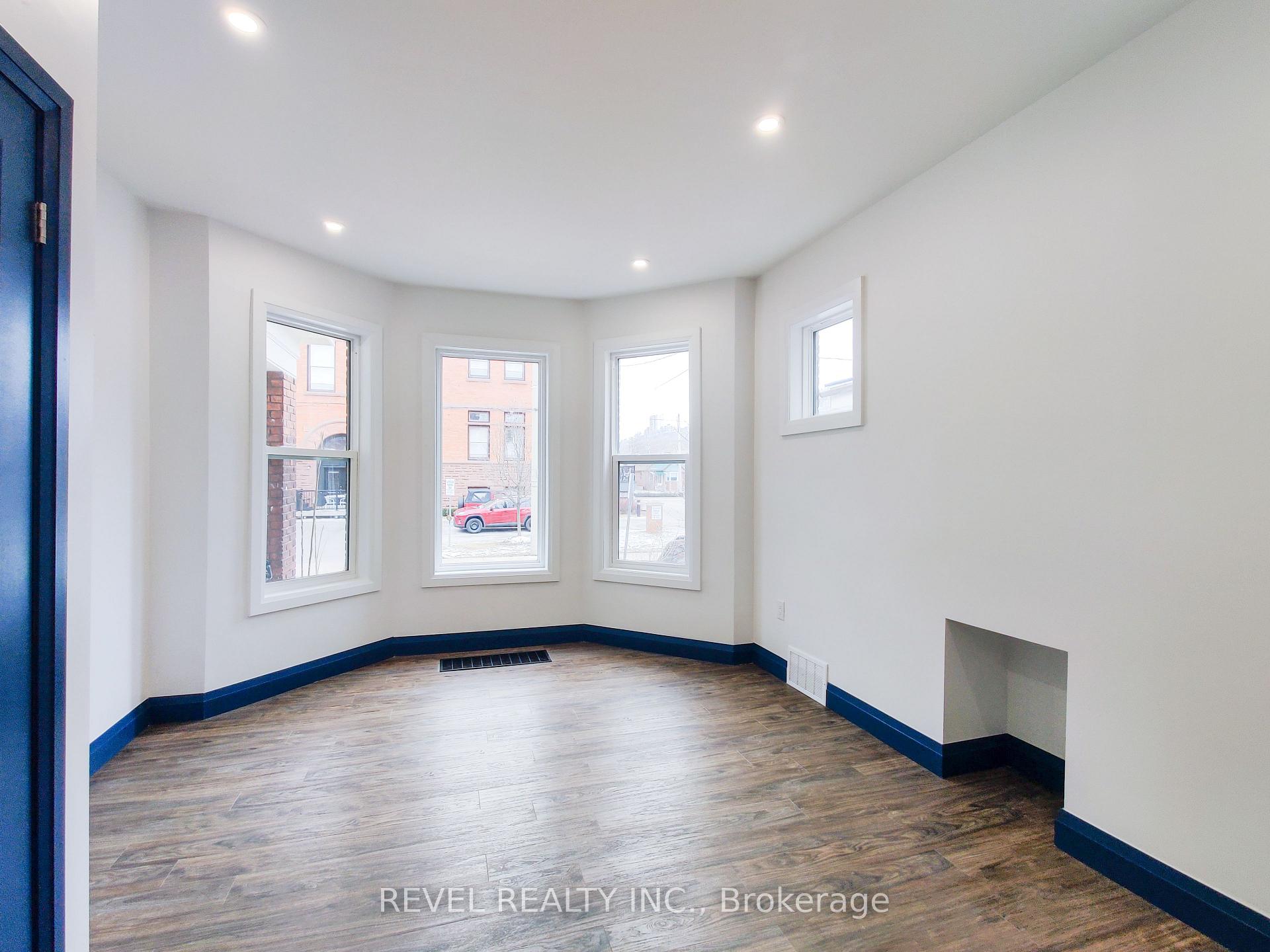 Photo 12 of 134 Ontario Avenue, Hamilton, Stinson — HOMEH