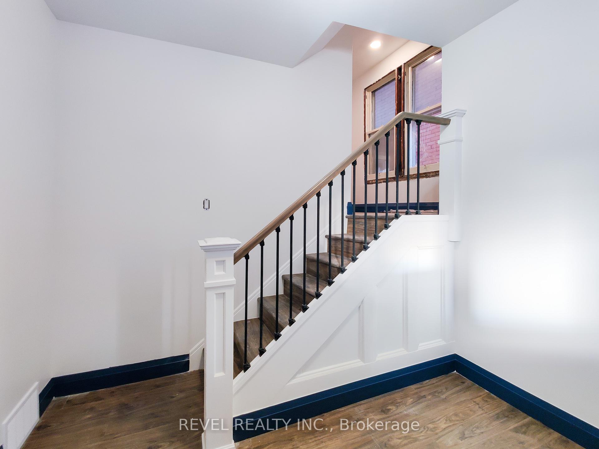 Photo 16 of 134 Ontario Avenue, Hamilton, Stinson — HOMEH
