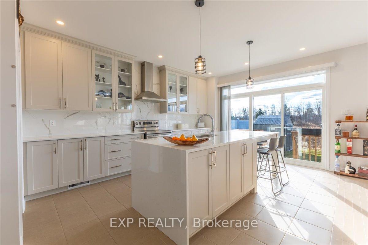 Photo 4 of 23 Angel Heights, Ottawa, Stittsville (South) — HOMEH