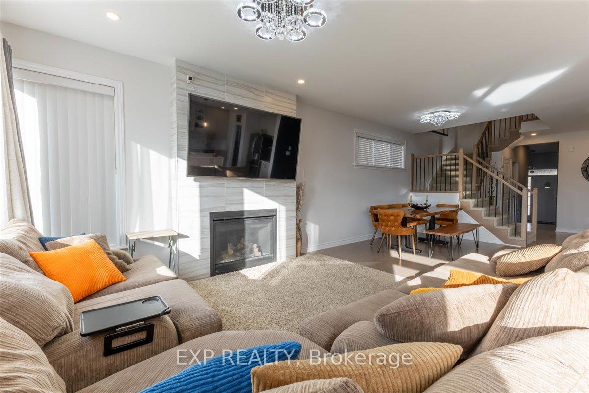Photo 9 of 23 Angel Heights, Ottawa, Stittsville (South) — HOMEH