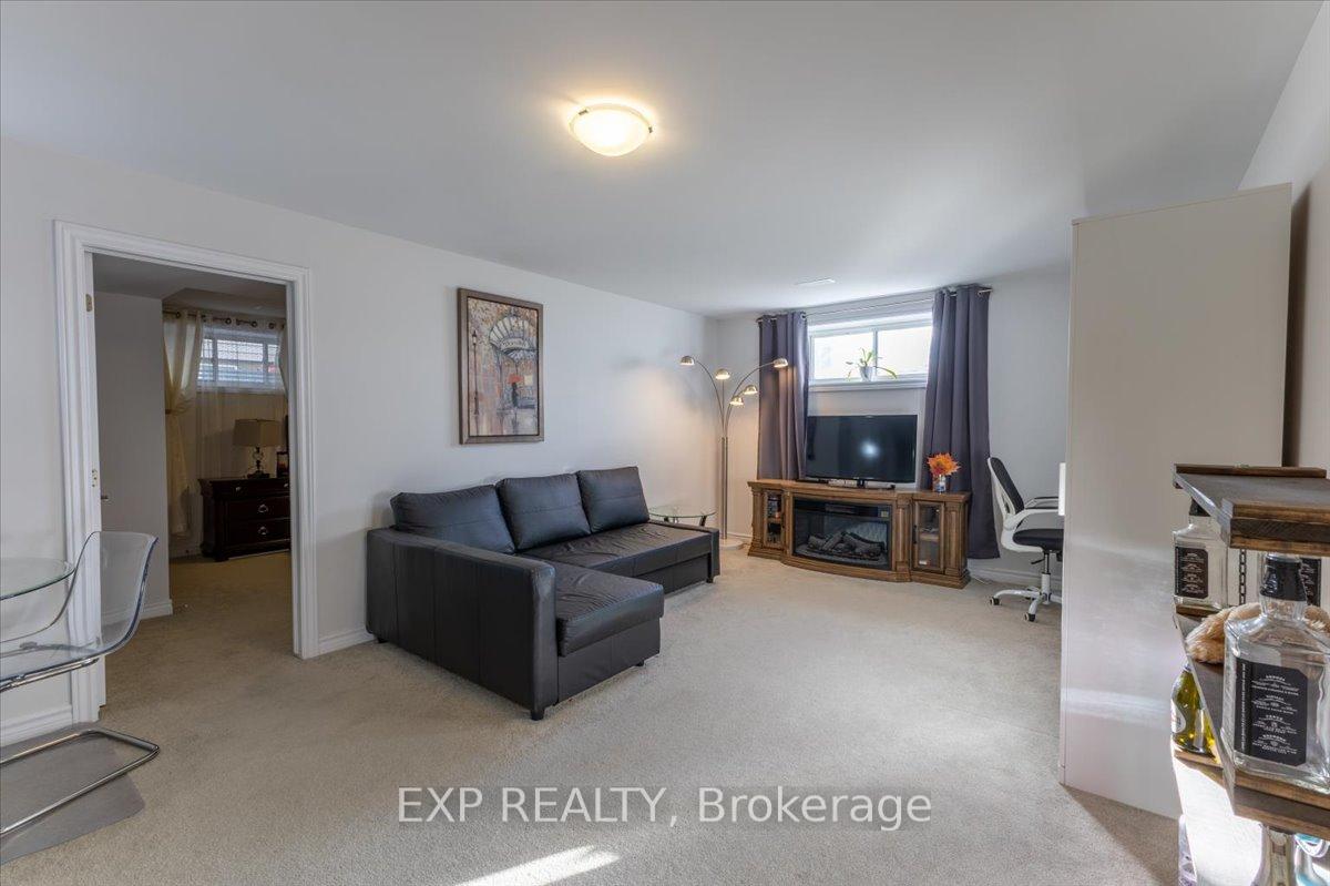 Photo 33 of 23 Angel Heights, Ottawa, Stittsville (South) — HOMEH