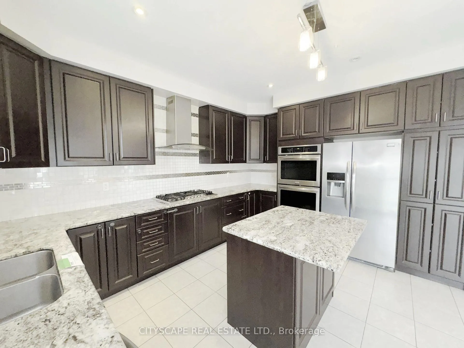 Photo 11 of 33 Brookwater Crescent, Caledon, Rural Caledon — HOMEH