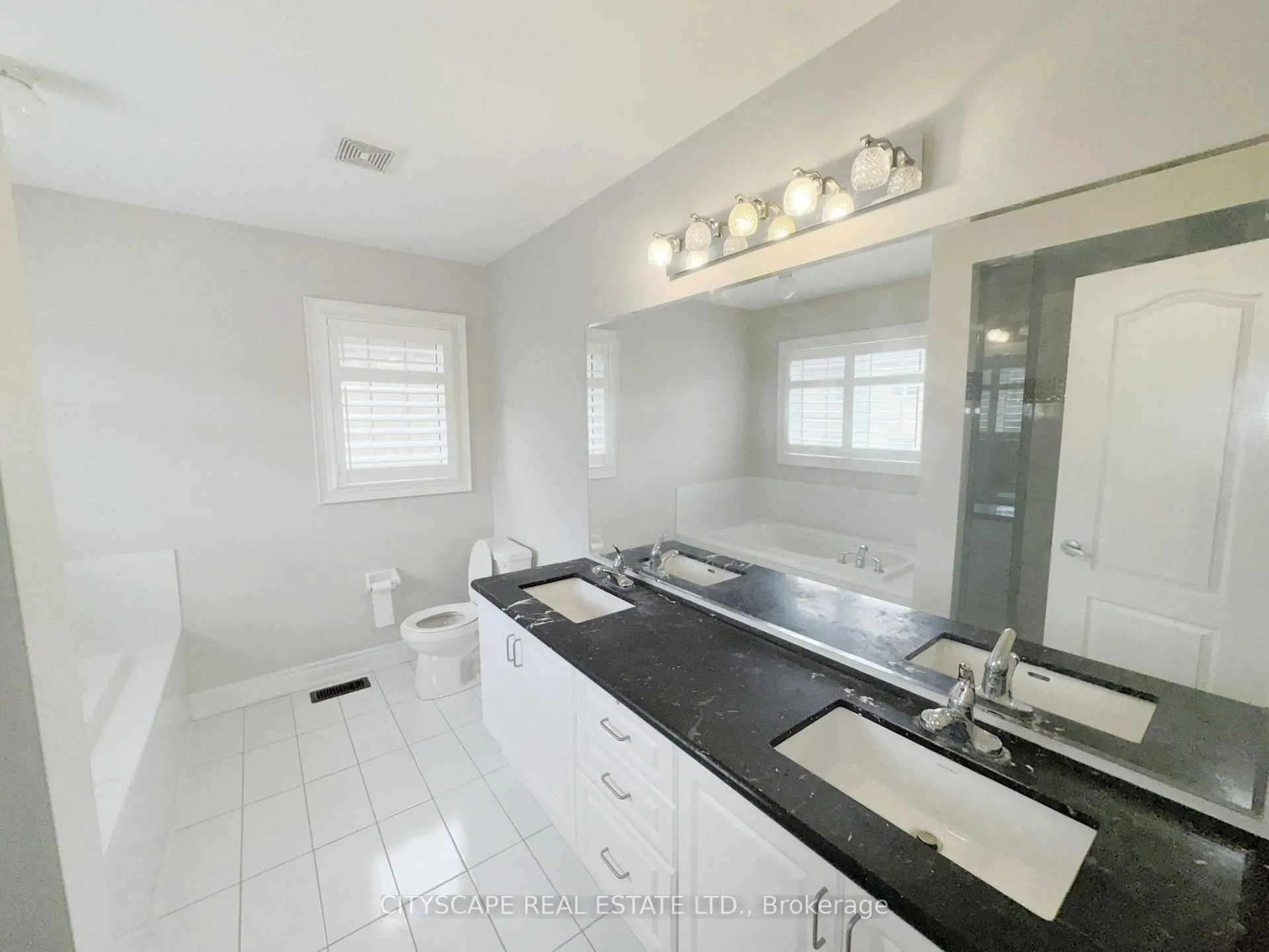 Photo 21 of 33 Brookwater Crescent, Caledon, Rural Caledon — HOMEH