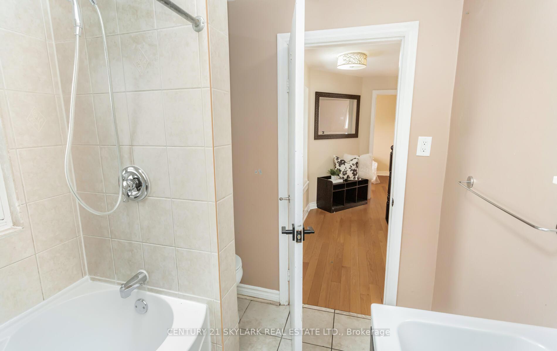 Photo 20 of 3 Binsell Avenue, Brampton, Brampton North — HOMEH