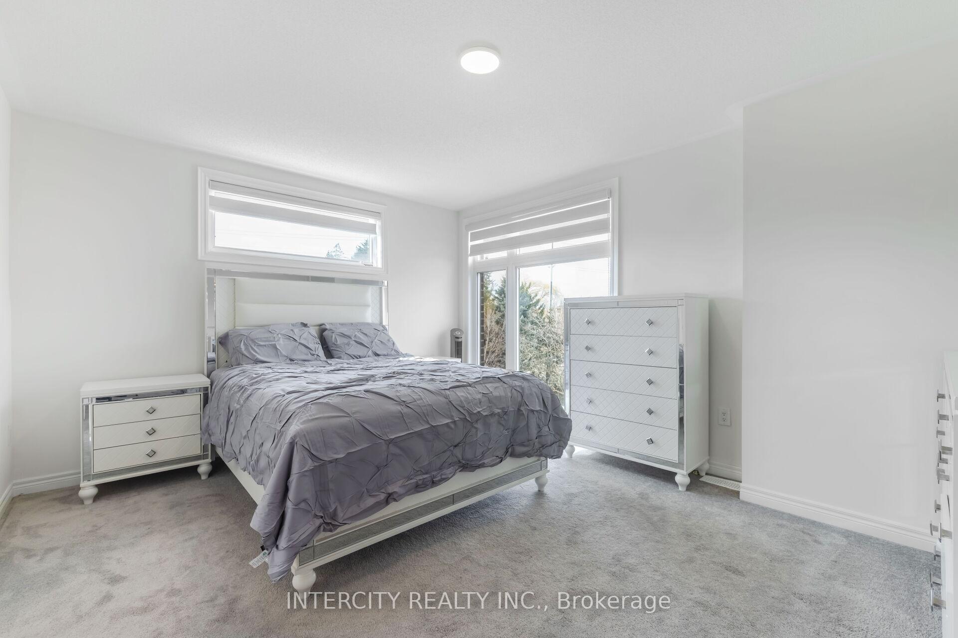 Photo 32 of 19 Queenpost Drive, Brampton, Credit Valley — HOMEH