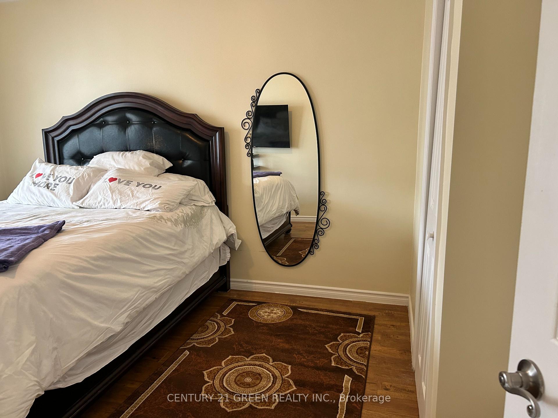 Photo 6 of 100 Reid Avenue S, Hamilton, Glenview — HOMEH