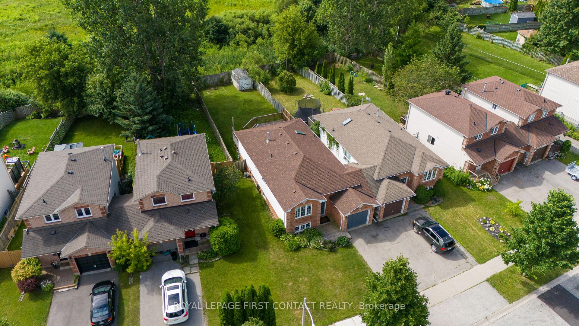 Photo 1 of 105 Wessenger Drive, Barrie, Holly — HOMEH