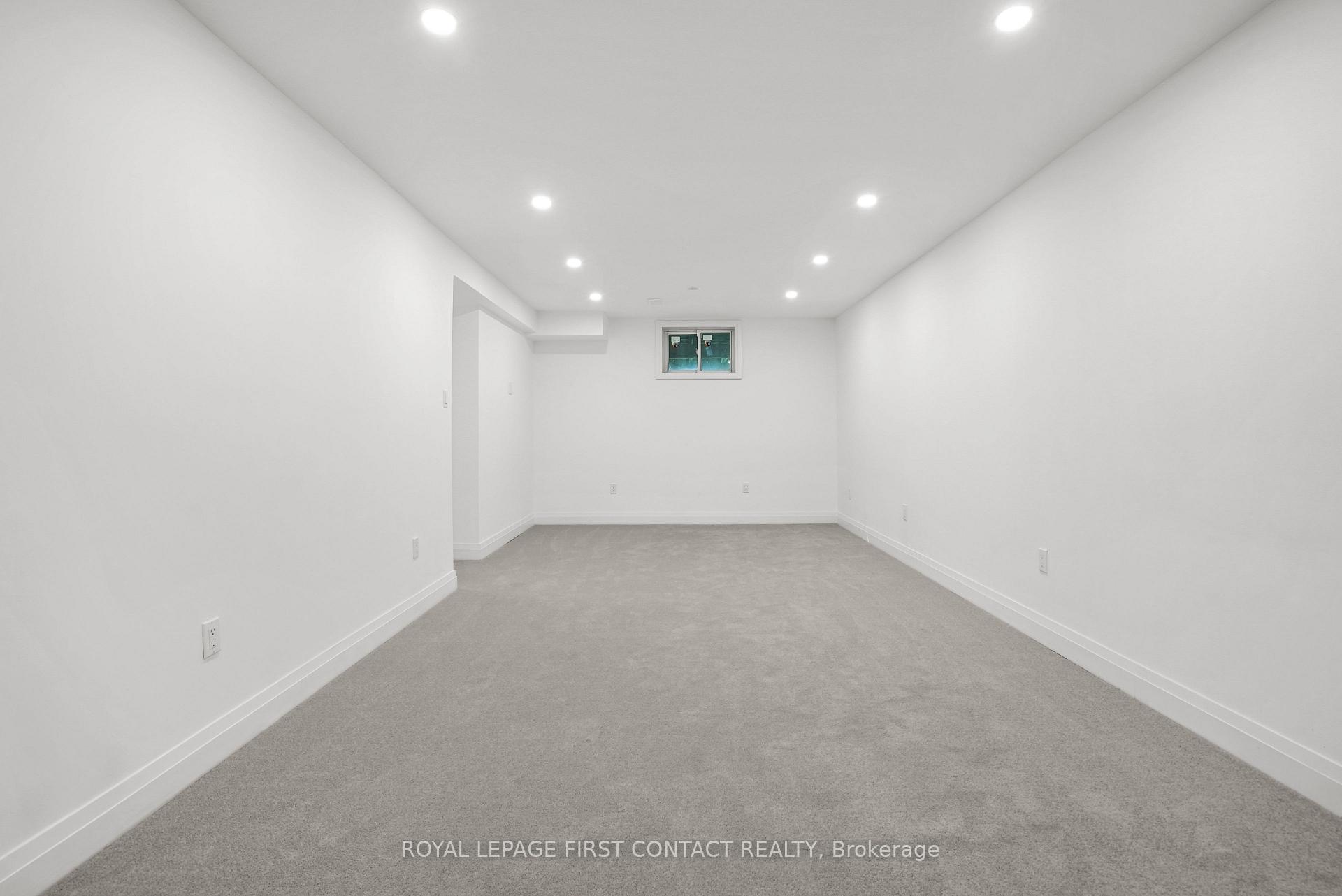 Photo 28 of 105 Wessenger Drive, Barrie, Holly — HOMEH