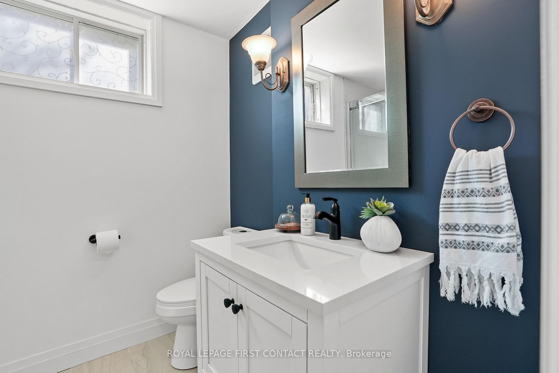 Photo 29 of 105 Wessenger Drive, Barrie, Holly — HOMEH