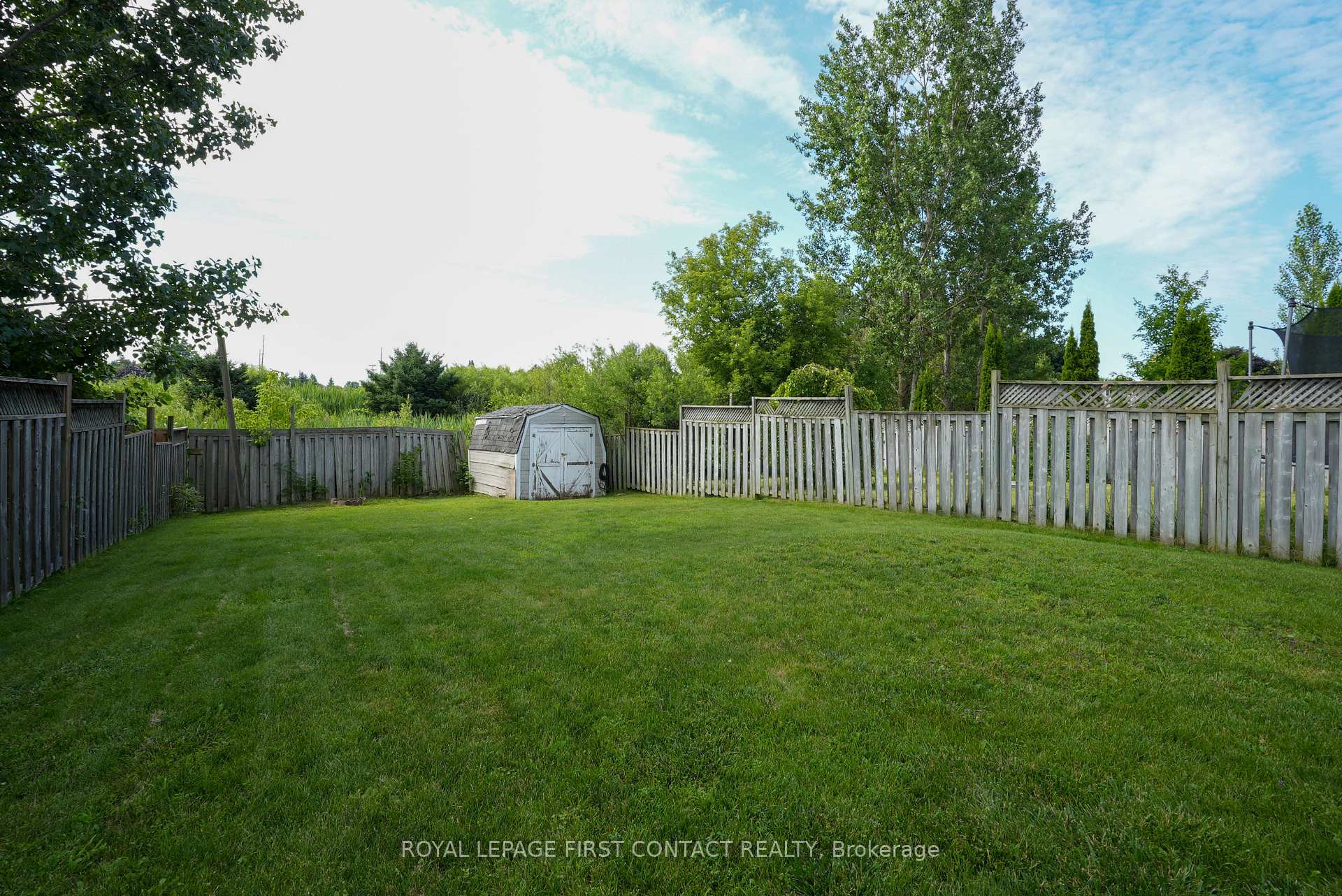 Photo 33 of 105 Wessenger Drive, Barrie, Holly — HOMEH