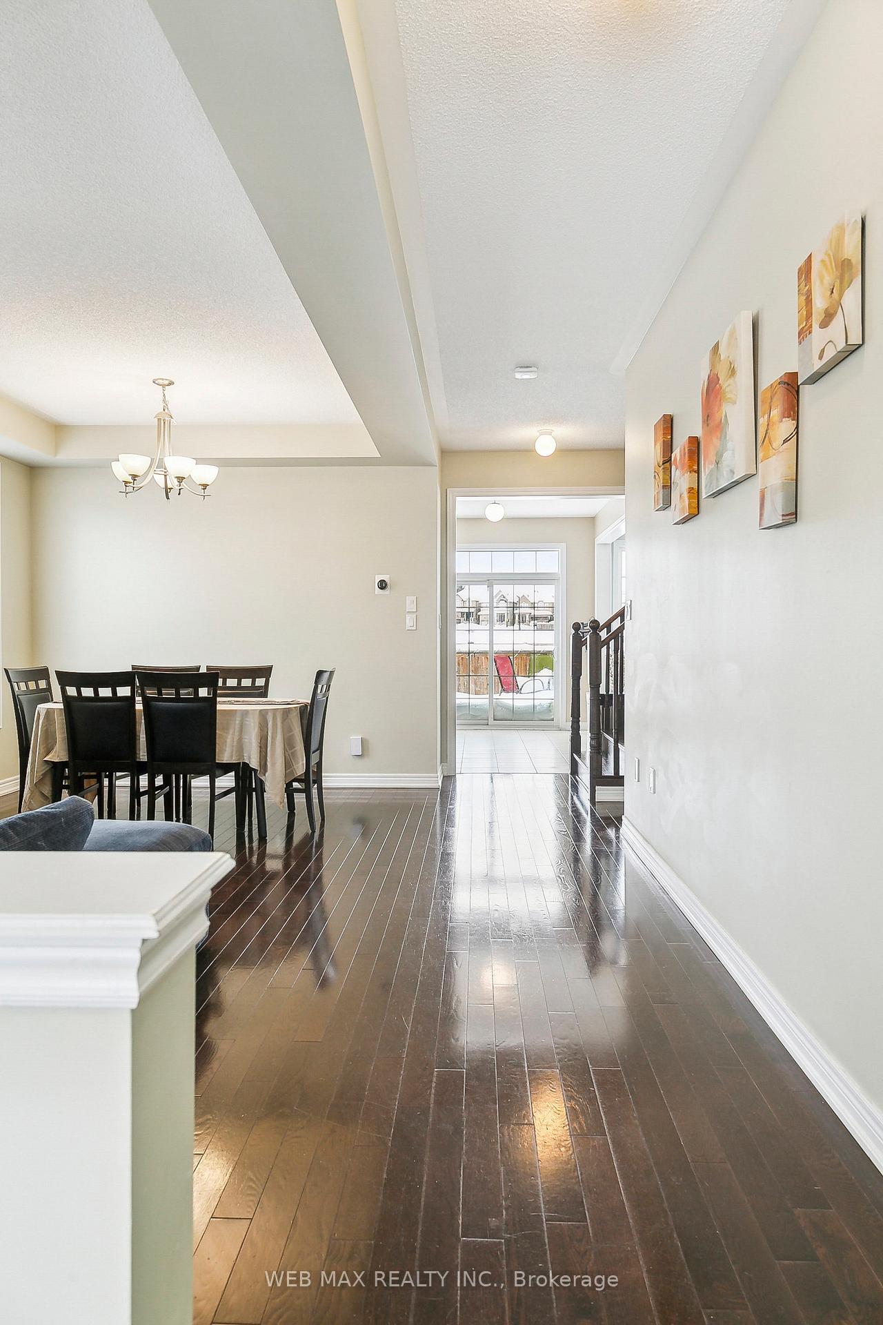 Photo 5 of 17 Angelgate Road, Brampton, Credit Valley — HOMEH