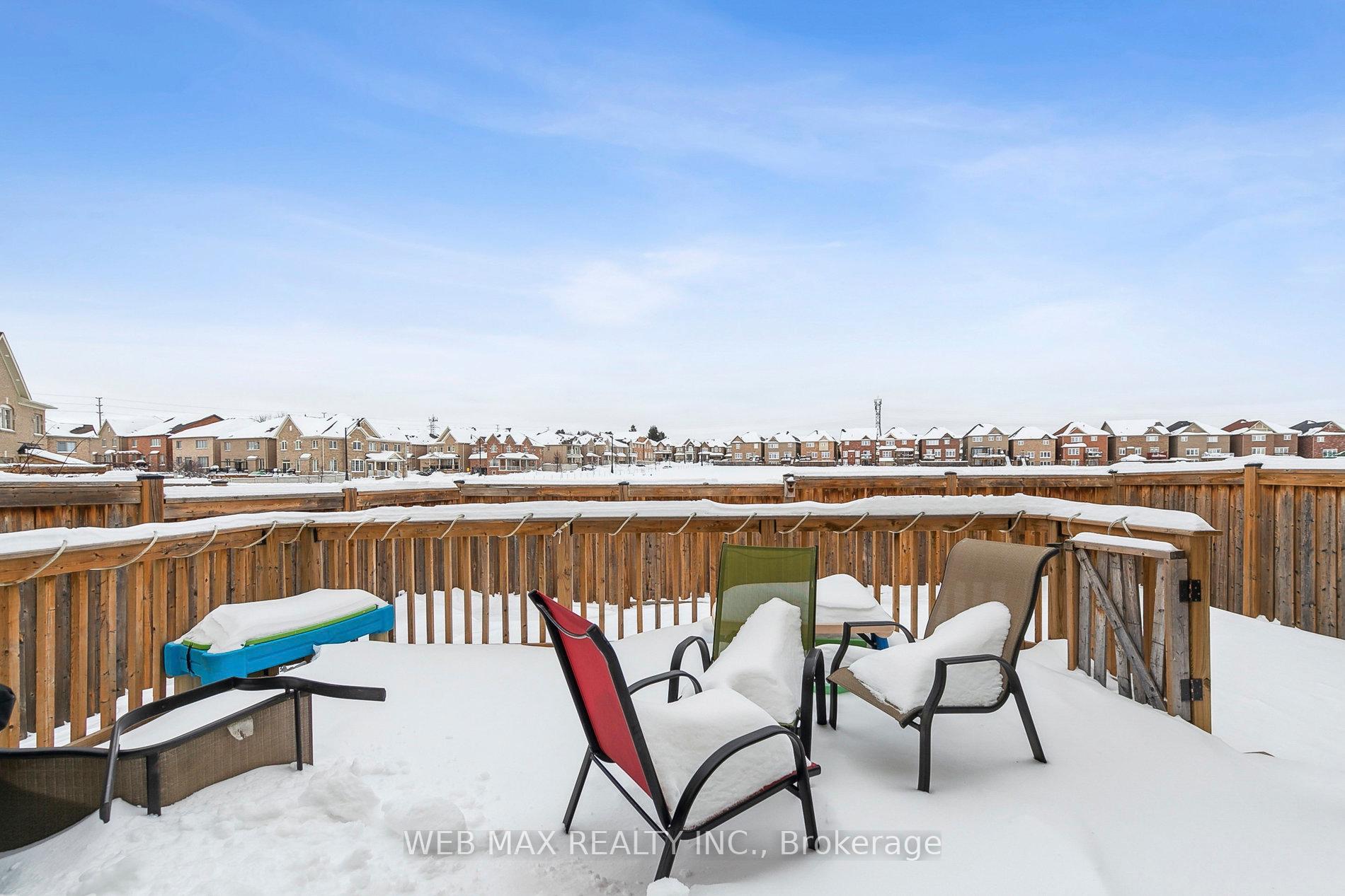 Photo 19 of 17 Angelgate Road, Brampton, Credit Valley — HOMEH