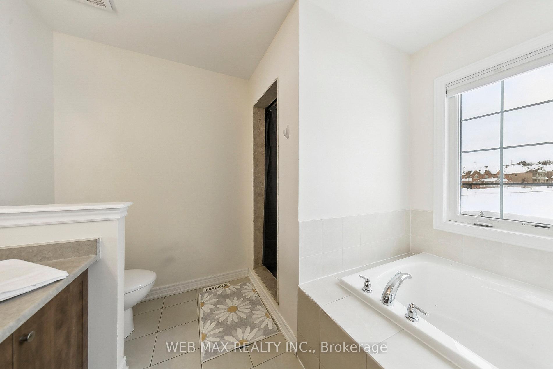 Photo 22 of 17 Angelgate Road, Brampton, Credit Valley — HOMEH