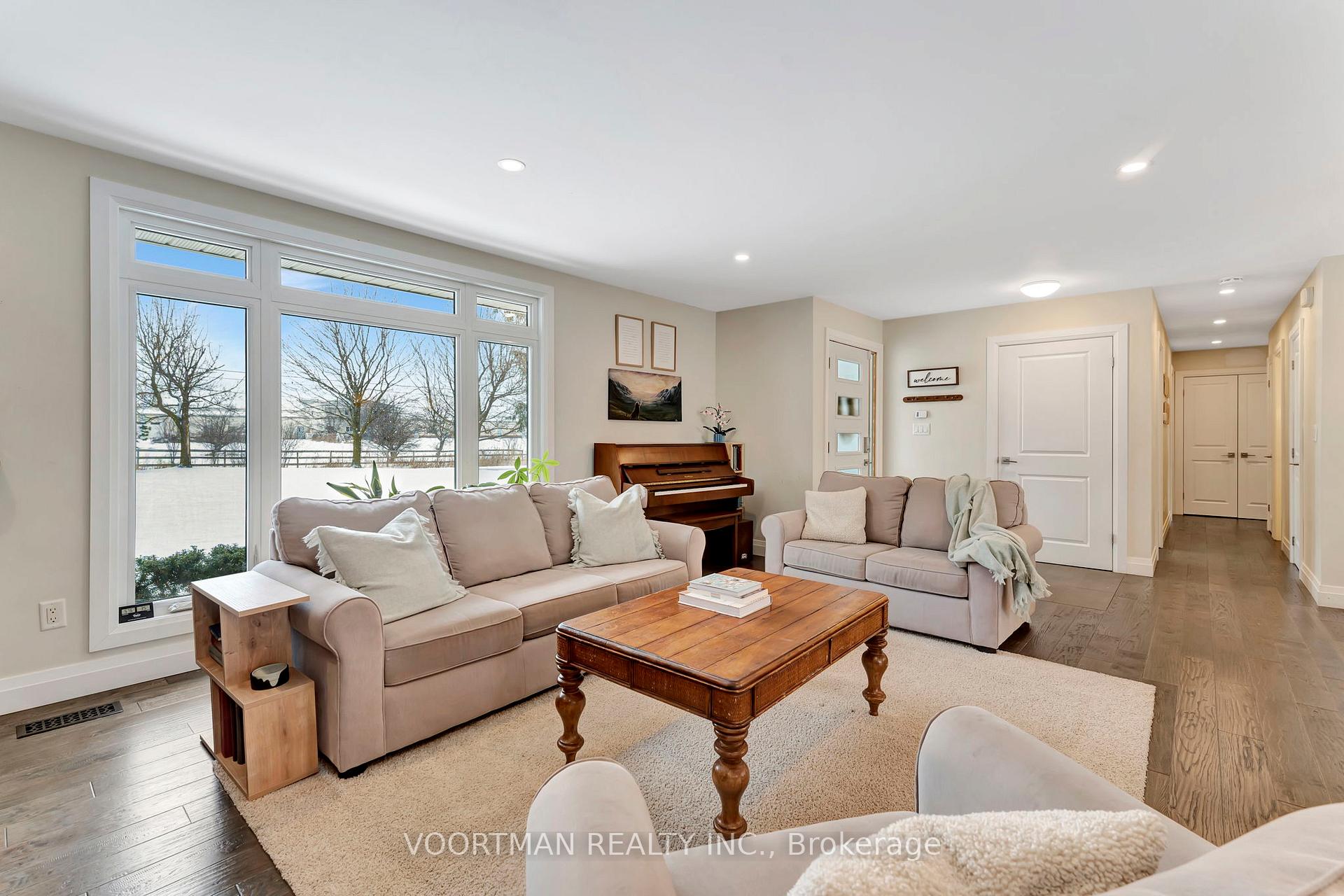 Photo 5 of 270 Rock Chapel Road, Hamilton, Rural Flamborough — HOMEH