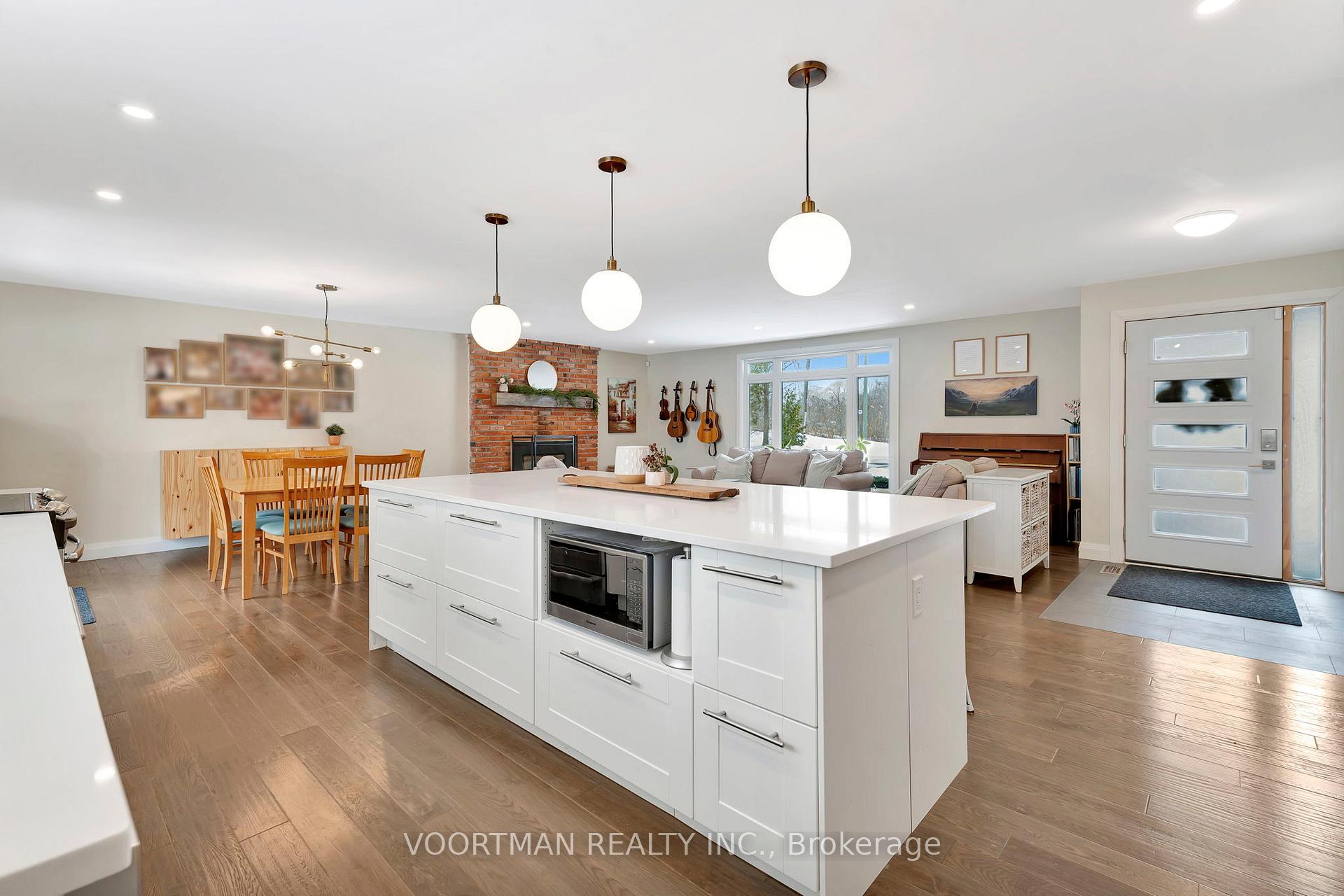 Photo 7 of 270 Rock Chapel Road, Hamilton, Rural Flamborough — HOMEH