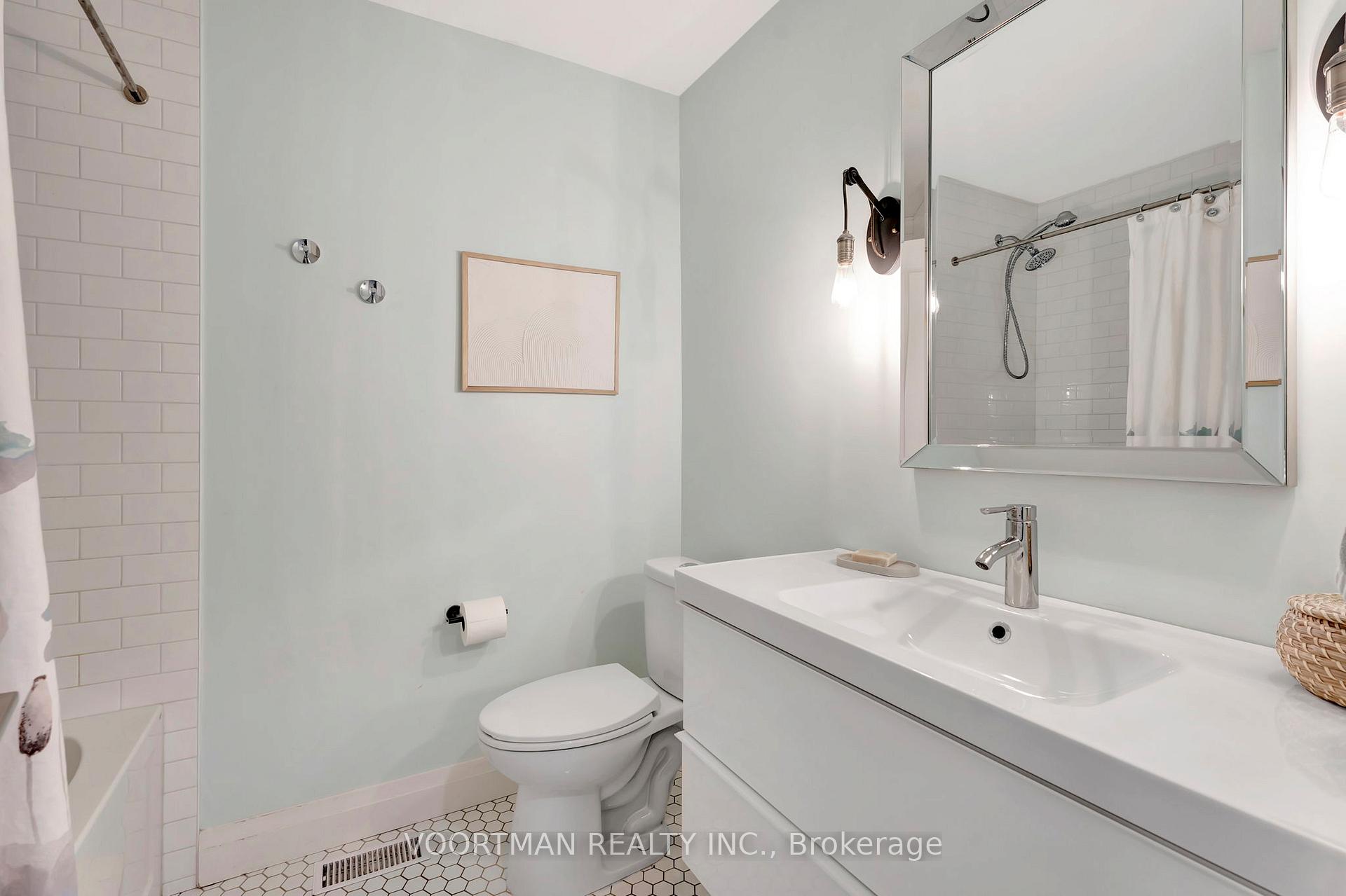 Photo 13 of 270 Rock Chapel Road, Hamilton, Rural Flamborough — HOMEH
