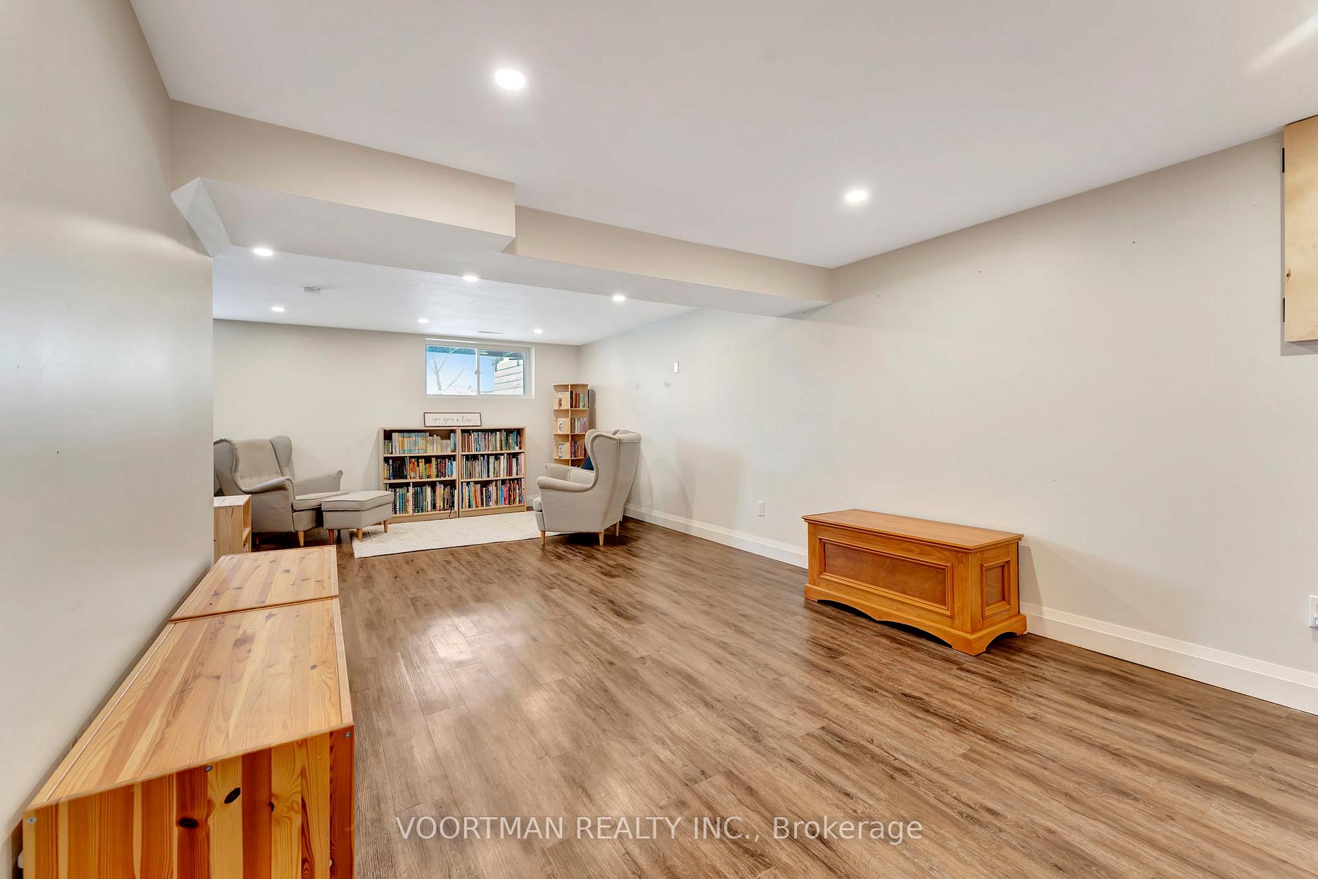 Photo 15 of 270 Rock Chapel Road, Hamilton, Rural Flamborough — HOMEH
