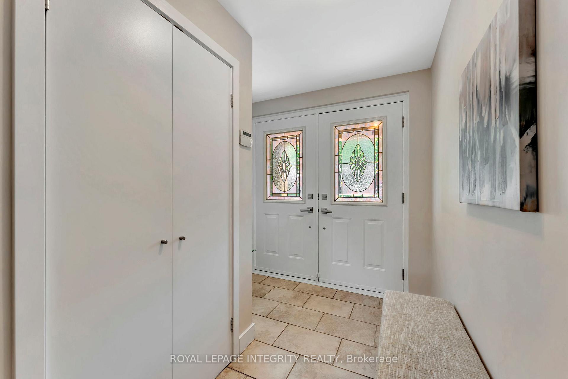 Photo 5 of 1150 Albany Drive, Ottawa, Bel Air Heights — HOMEH
