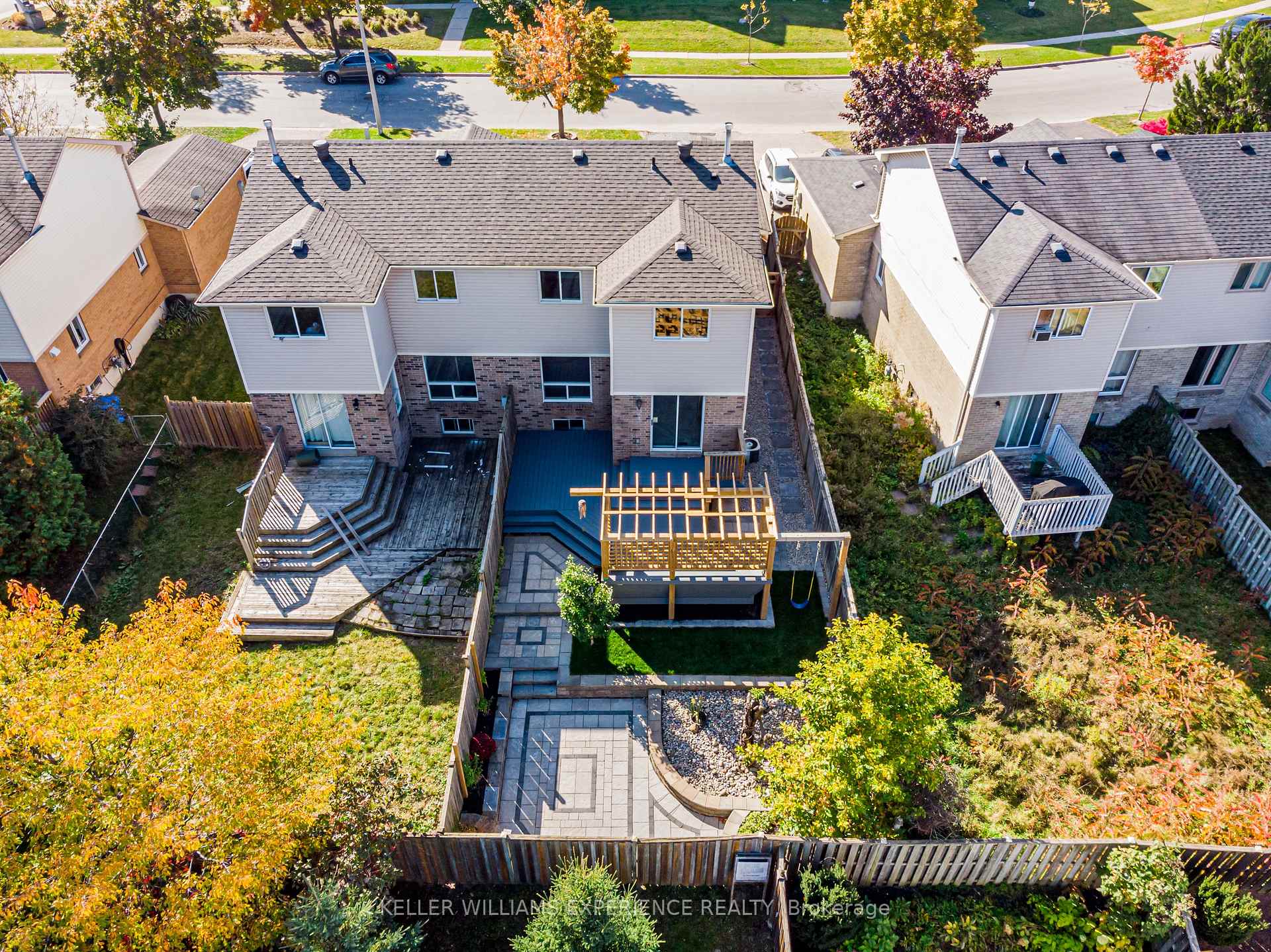 Photo 23 of 100 D'ambrosio Drive, Barrie, Painswick North — HOMEH