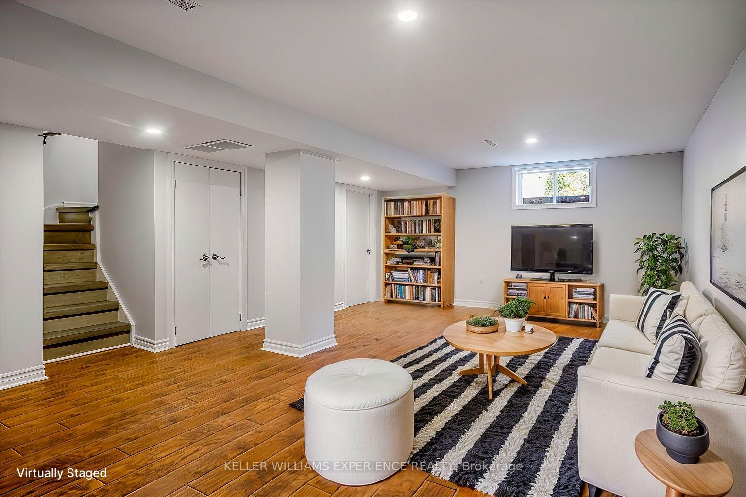 Photo 55 of 100 D'ambrosio Drive, Barrie, Painswick North — HOMEH
