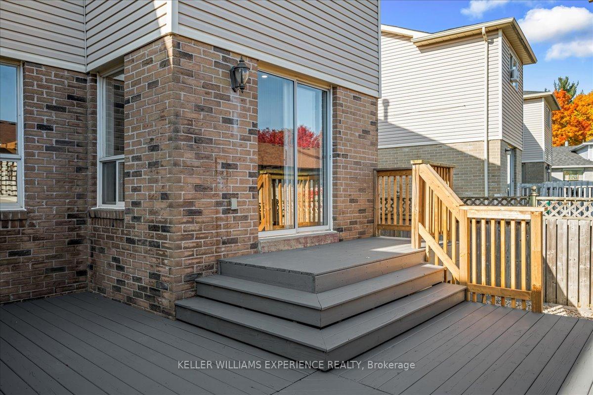Photo 58 of 100 D'ambrosio Drive, Barrie, Painswick North — HOMEH