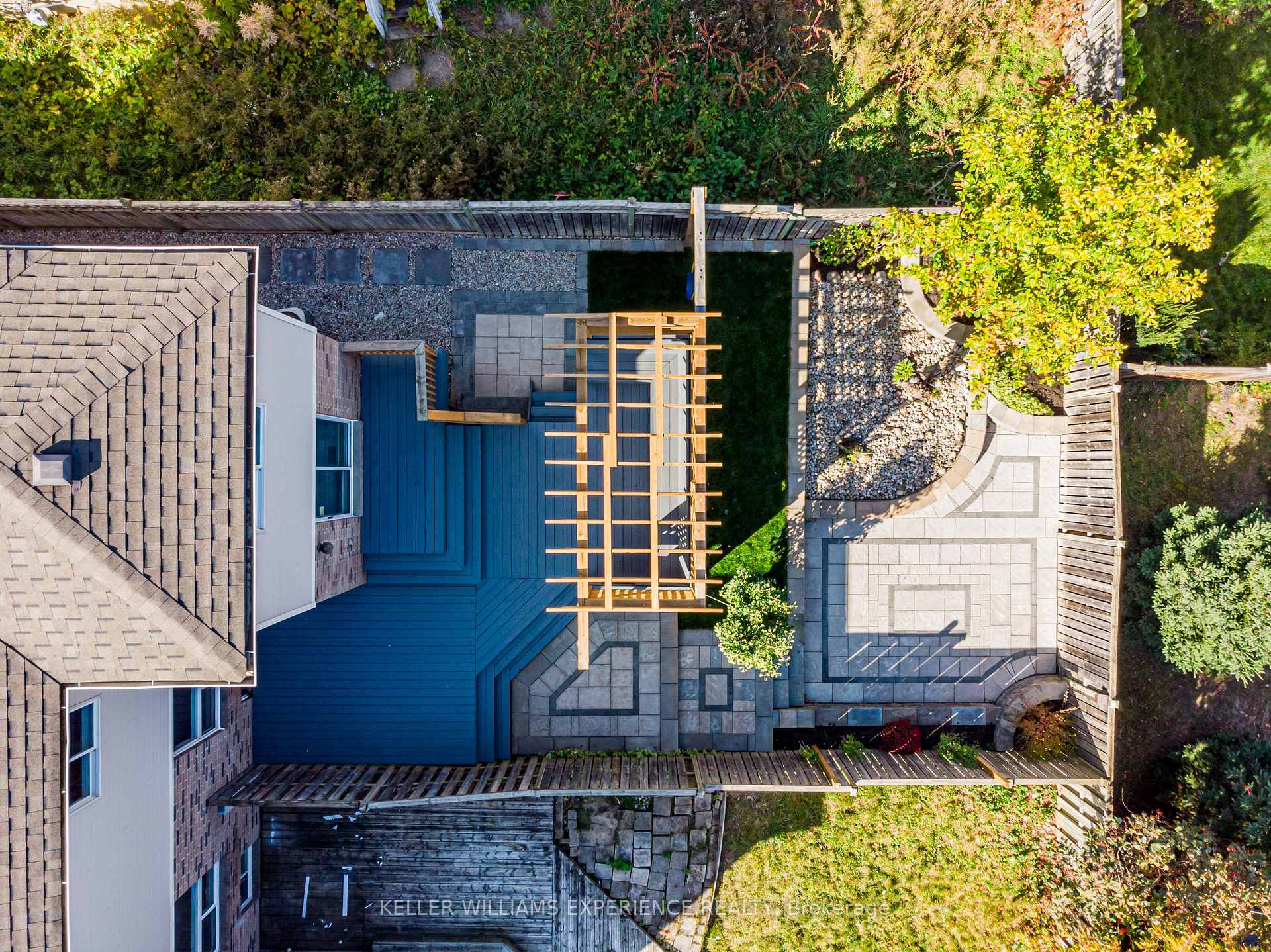 Photo 3 of 100 D'ambrosio Drive, Barrie, Painswick North — HOMEH
