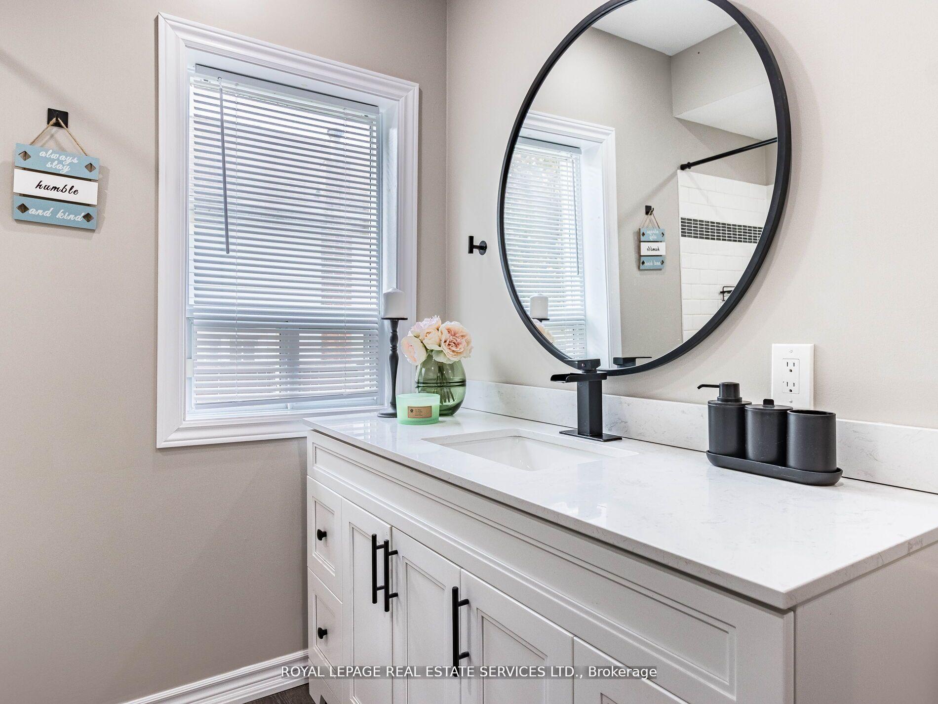 Photo 11 of 39 Clarence Street, Brampton, Downtown Brampton — HOMEH