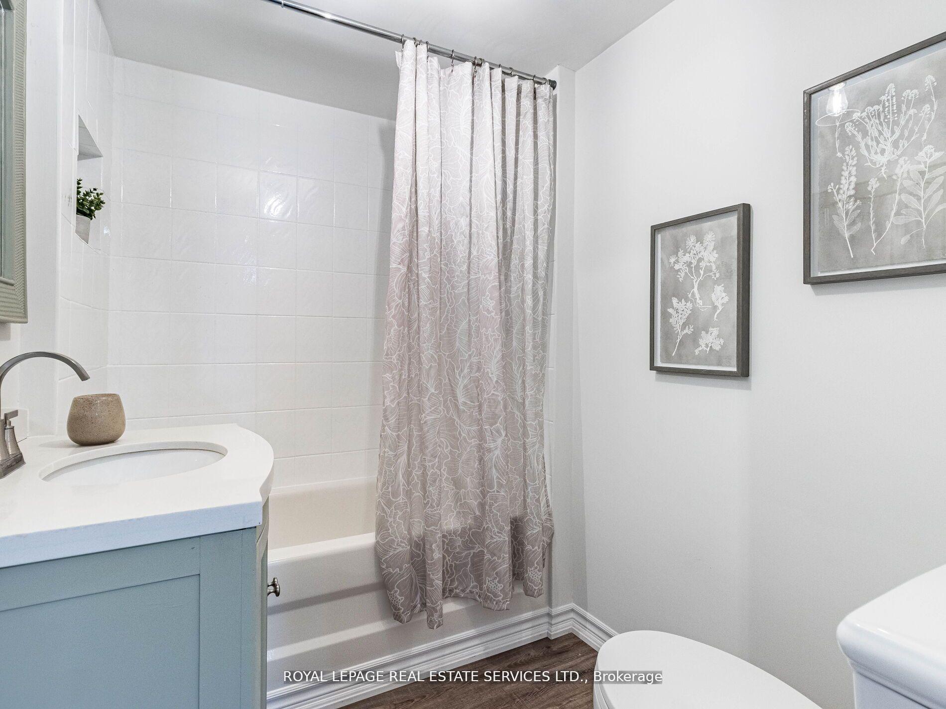 Photo 14 of 39 Clarence Street, Brampton, Downtown Brampton — HOMEH